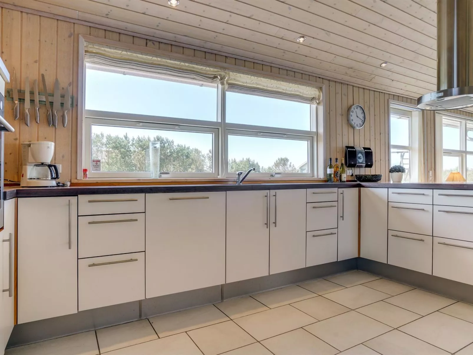 "Sirkka" - 902m from the sea-Drinnen
