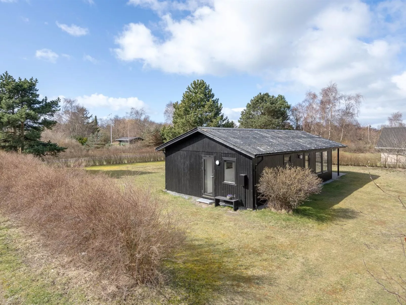 "Lars" - 250m from the sea-Outside