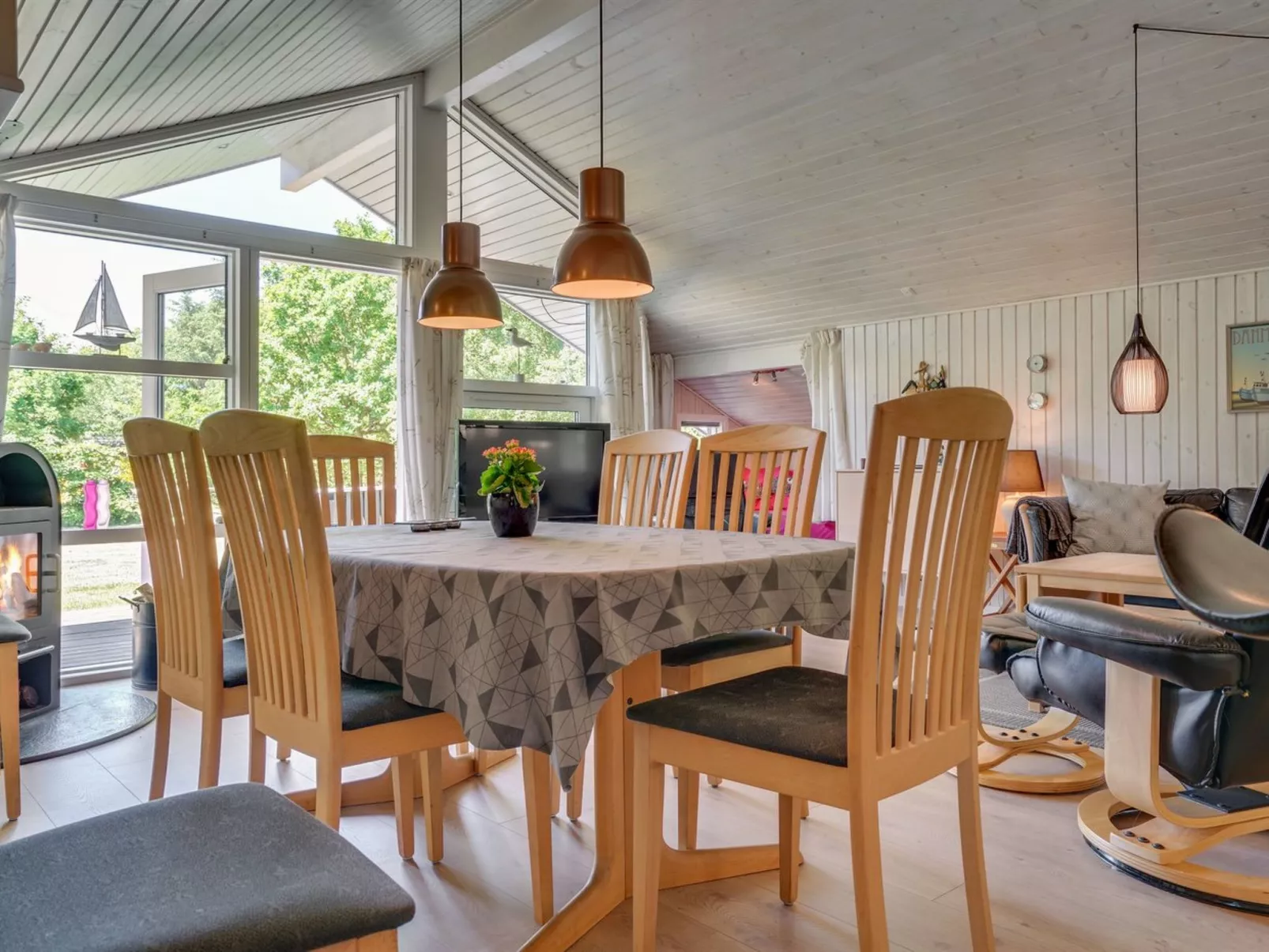 "Esaline" - 400m from the sea-Drinnen
