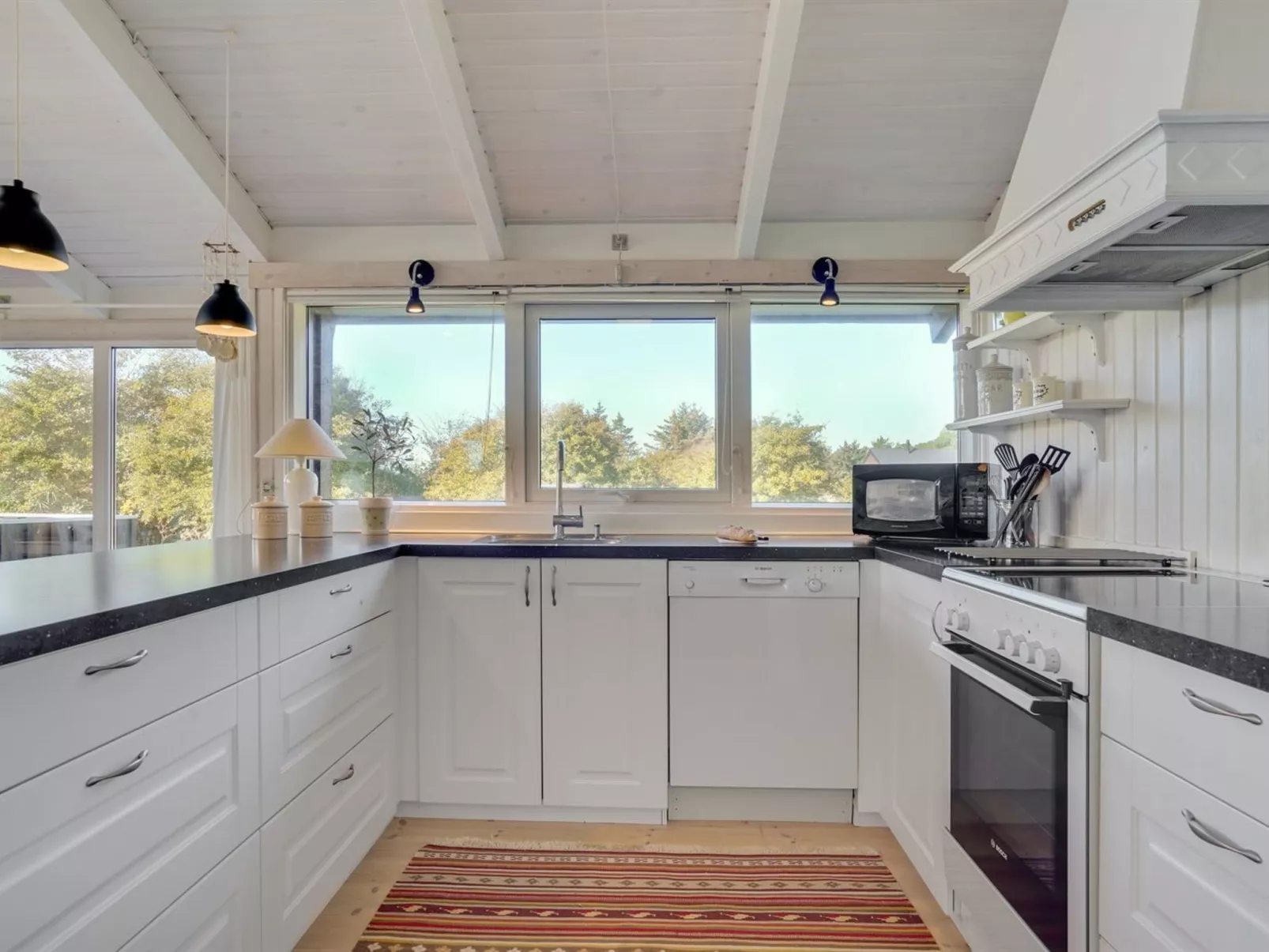 "Wante" - 900m from the sea-Inside
