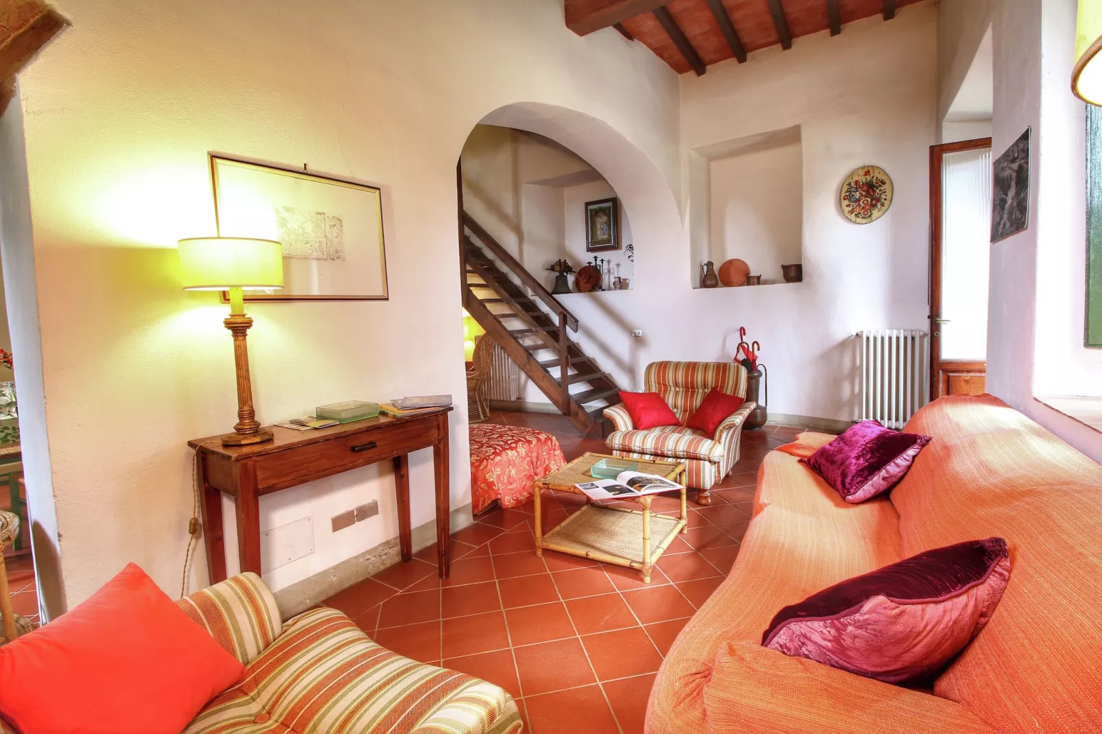 Casa Bruciata-Living room