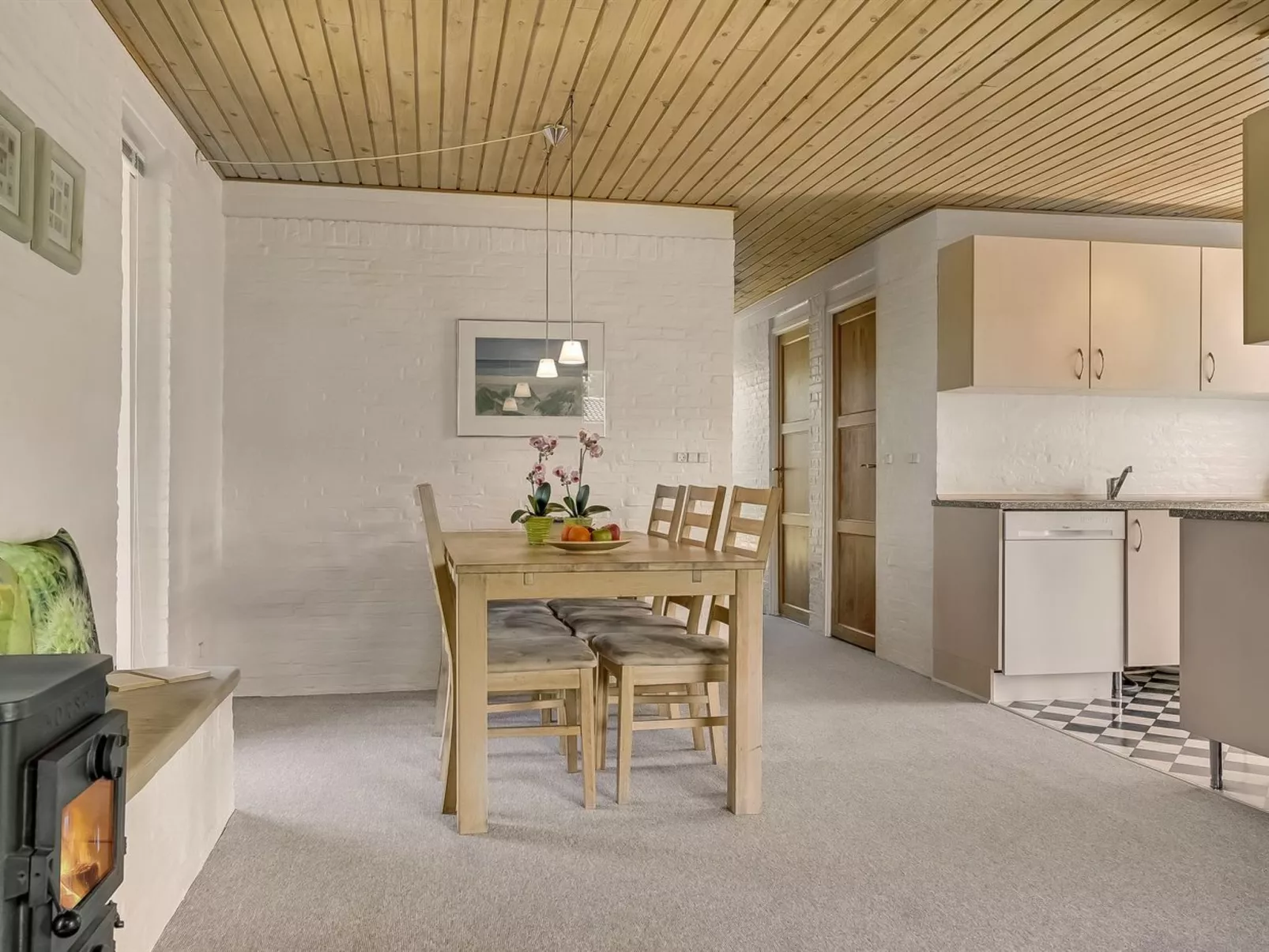 "Undine" - 300m from the sea-Inside