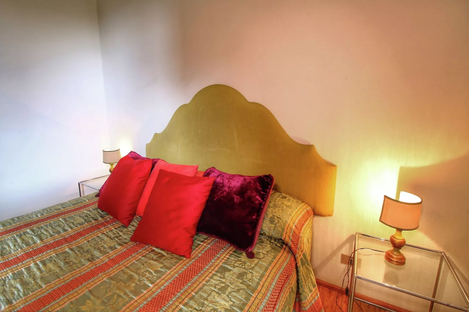 Casa Bruciata-Bedroom