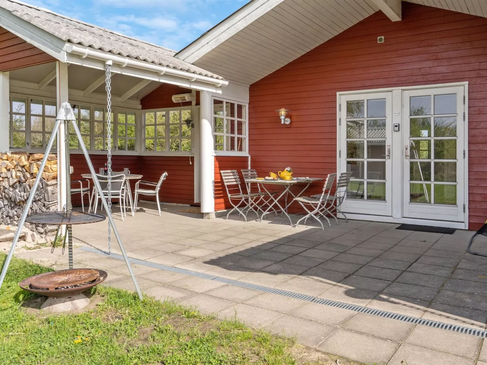 "Ansberga" - 1km from the sea-Outside