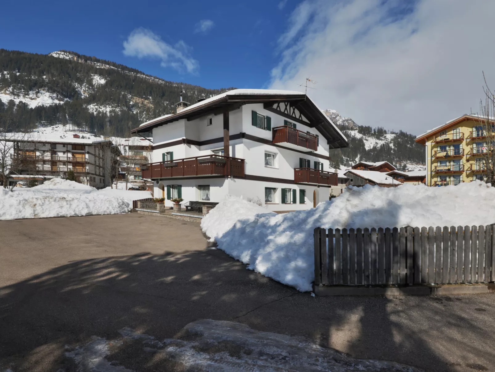 Cincelli - Latemar-Outside