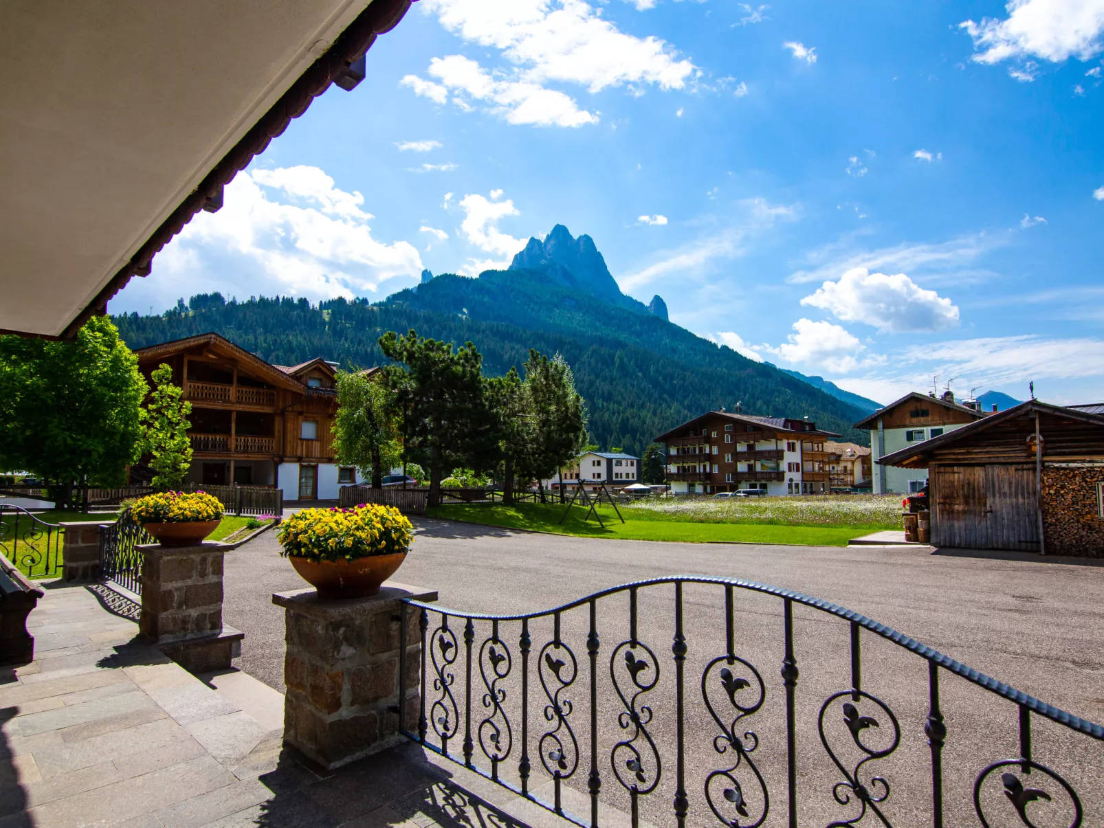 Cincelli - Latemar-Outside