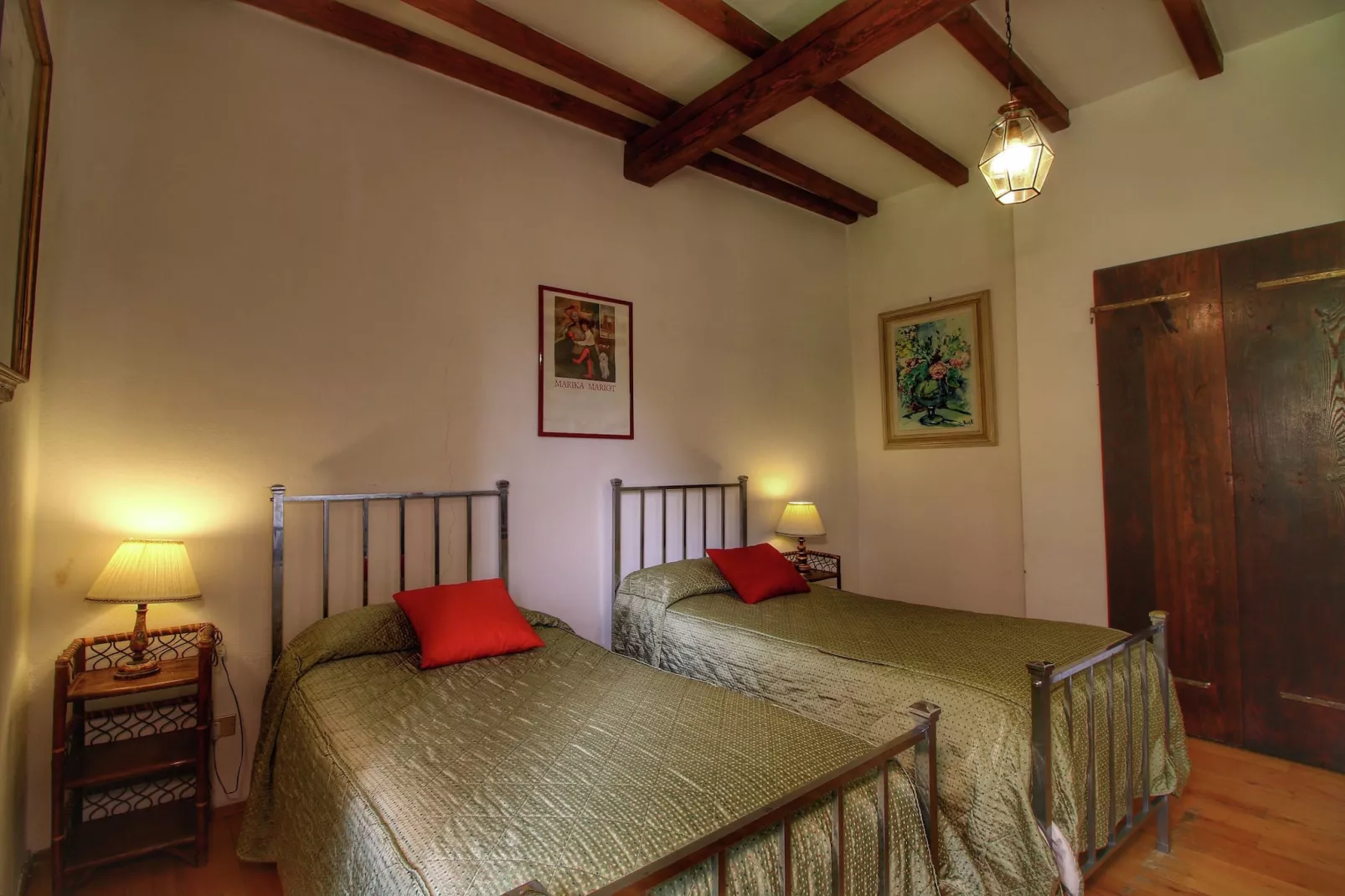 Casa Bruciata-Bedroom