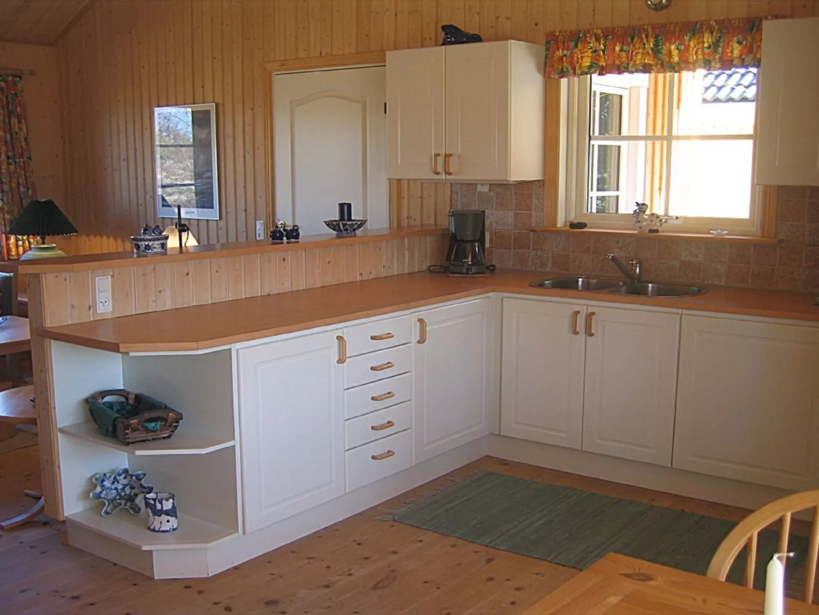 "Bernadine" - 350m from the sea-Inside