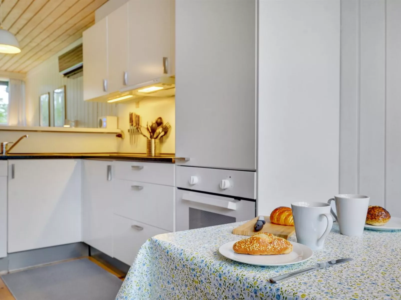 "Julkil" - 250m from the sea-Inside