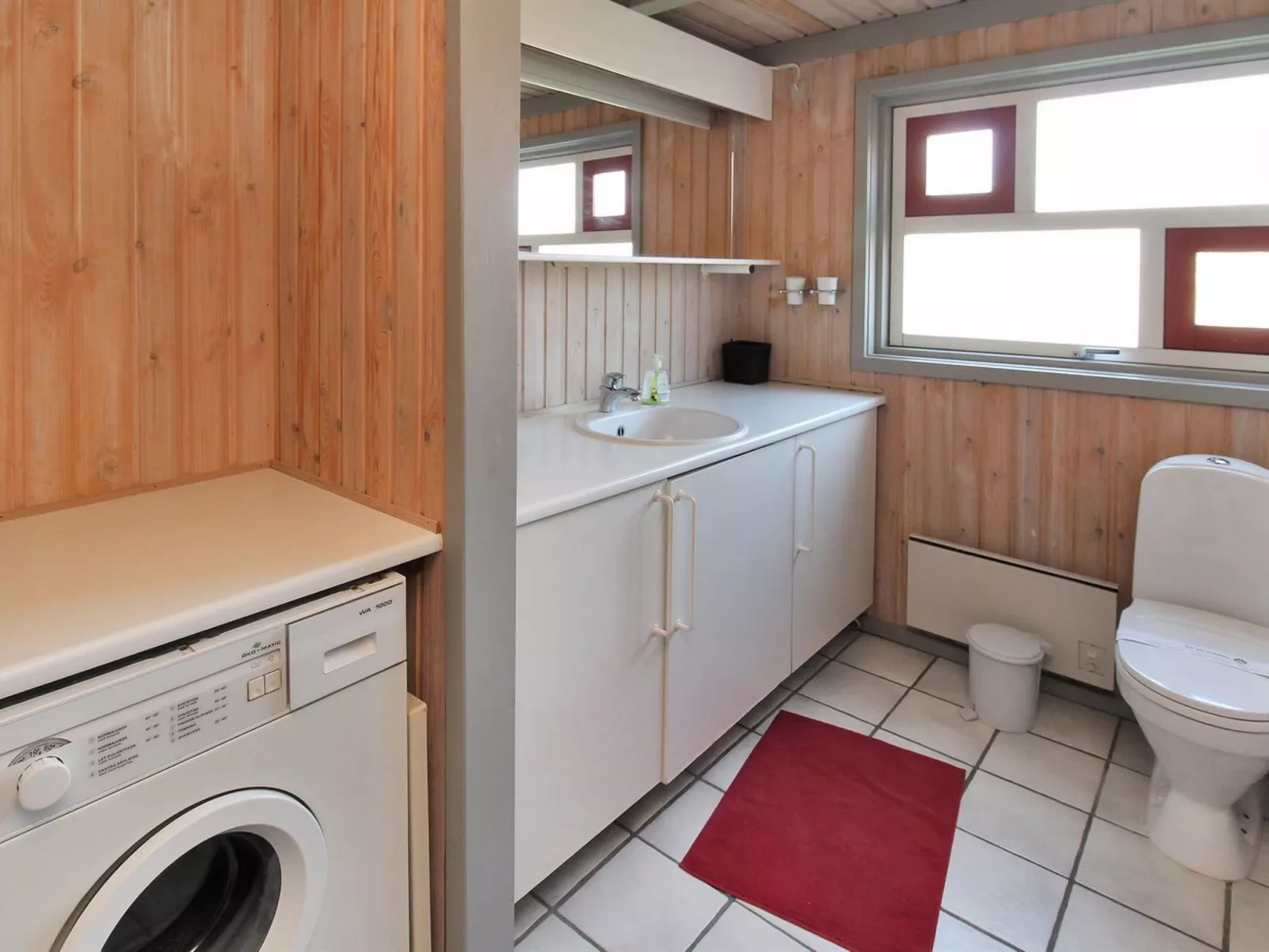 "Lazorka" - 450m from the sea-Inside