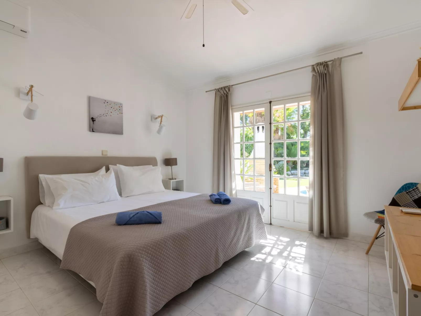 Villa Verde-Inside
