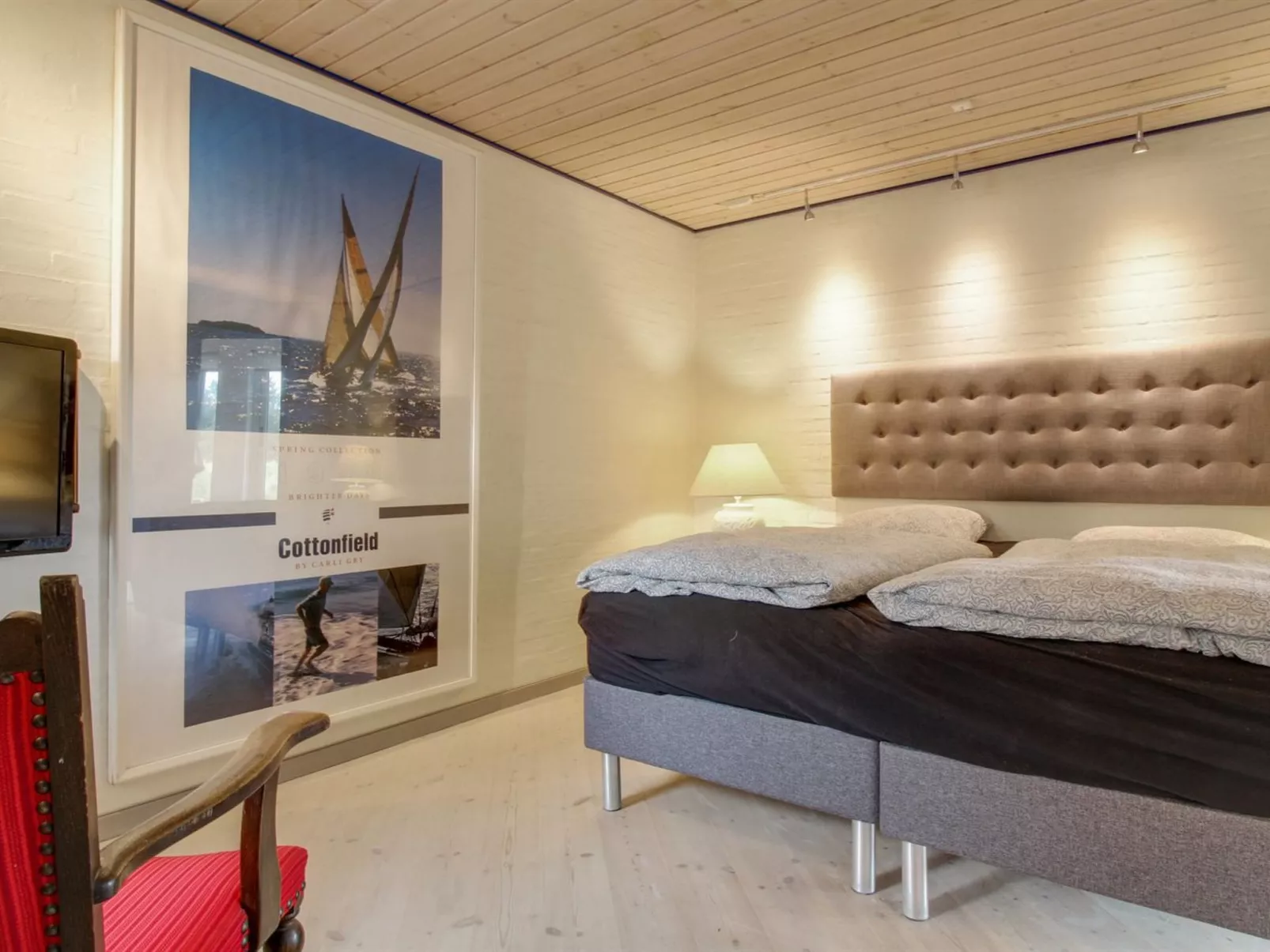 "Sjamme" - 1.2km from the sea-Inside