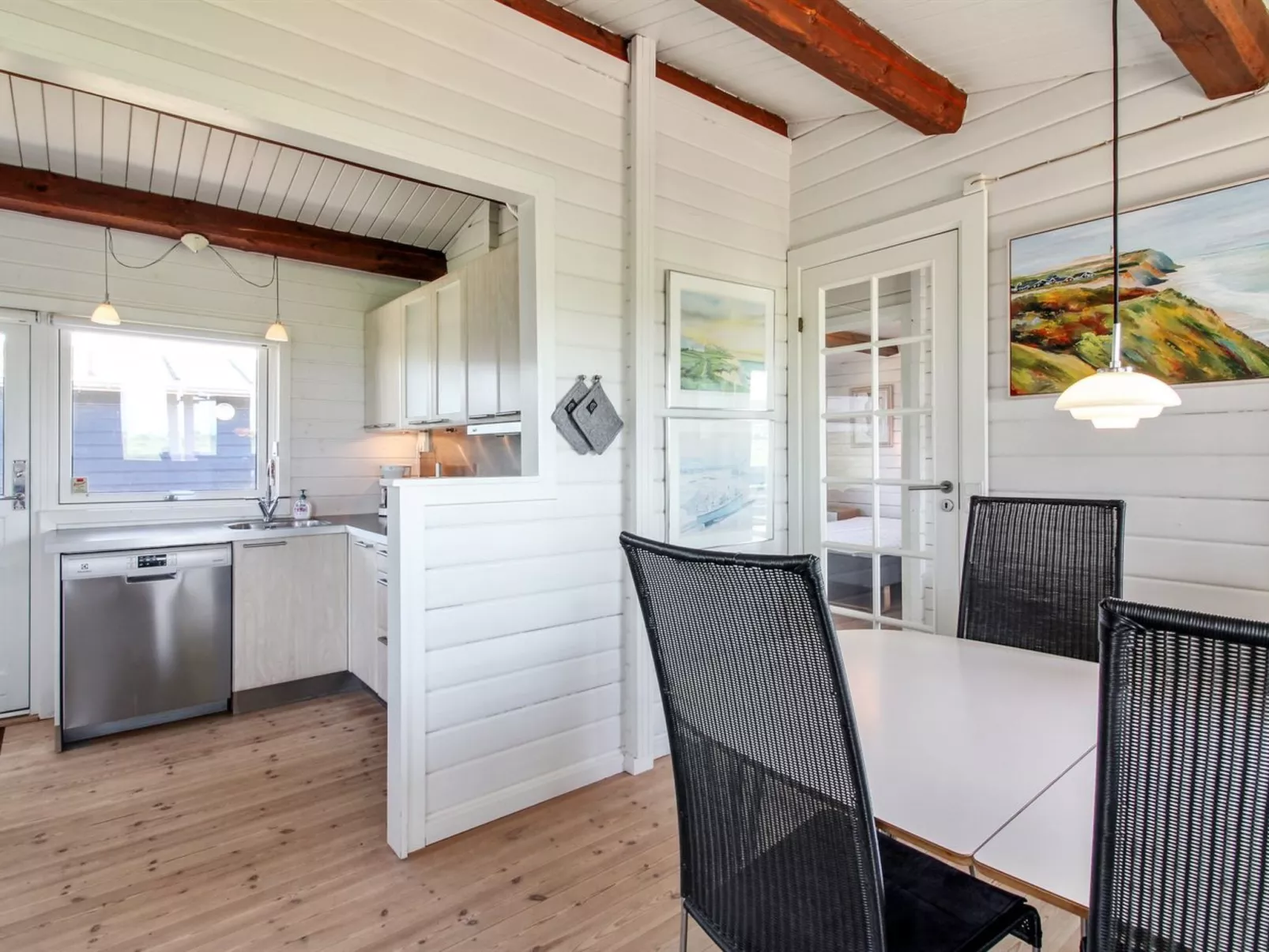 "Sinnika" - 75m from the sea-Inside
