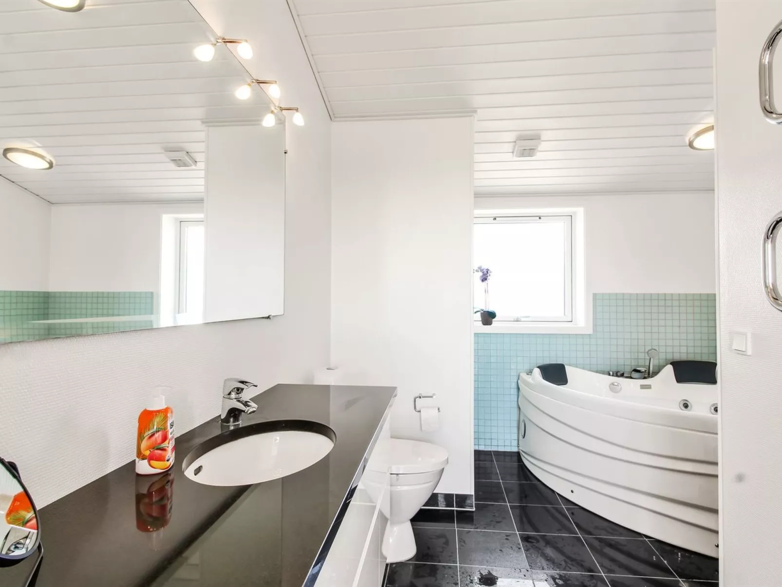 "Sinnika" - 75m from the sea-Inside
