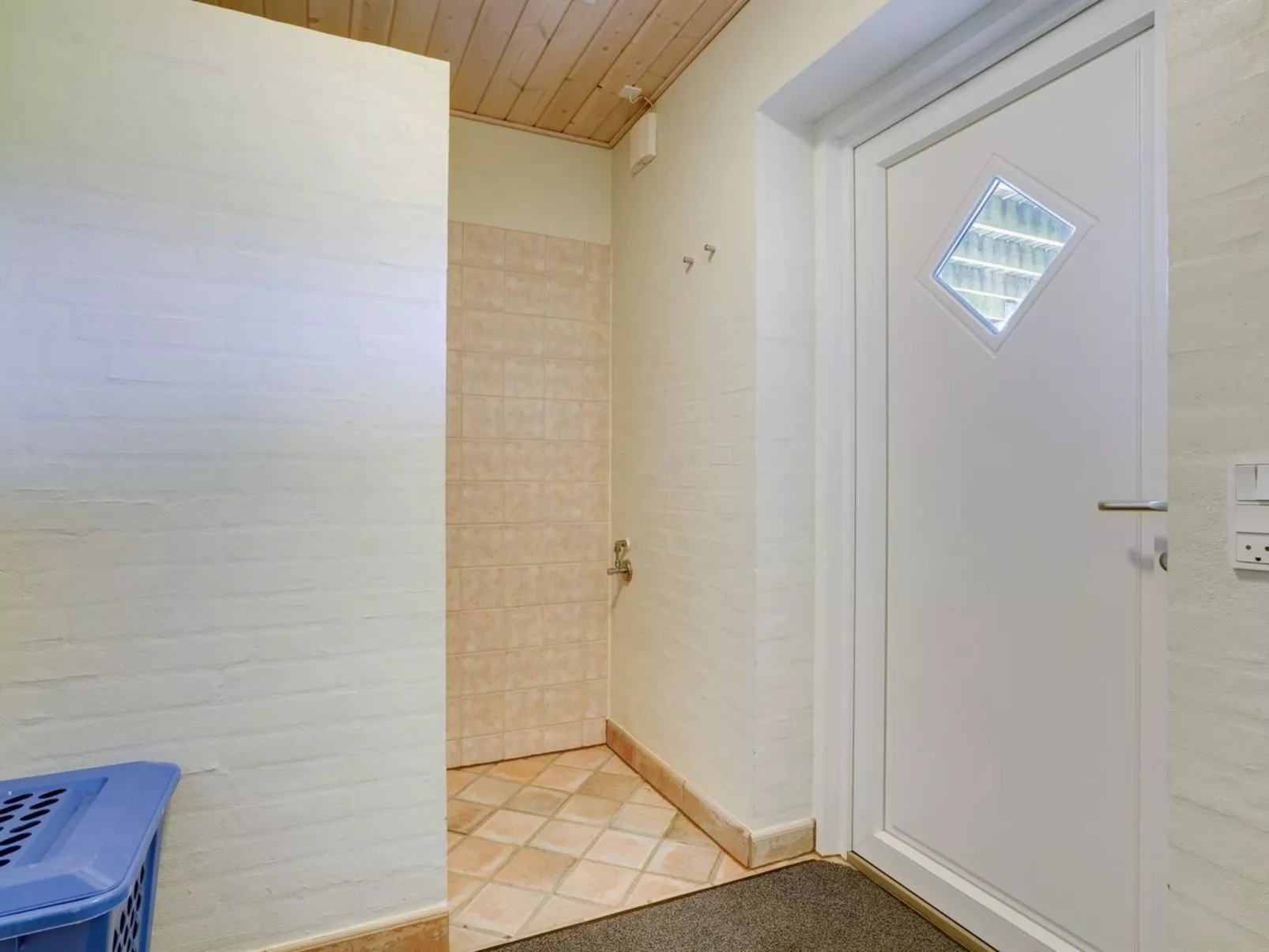 "Falk" - 500m from the sea-Inside