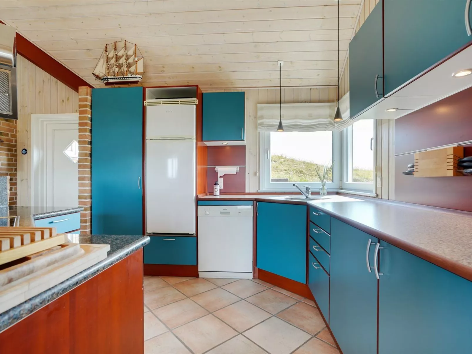 "Falk" - 500m from the sea-Inside