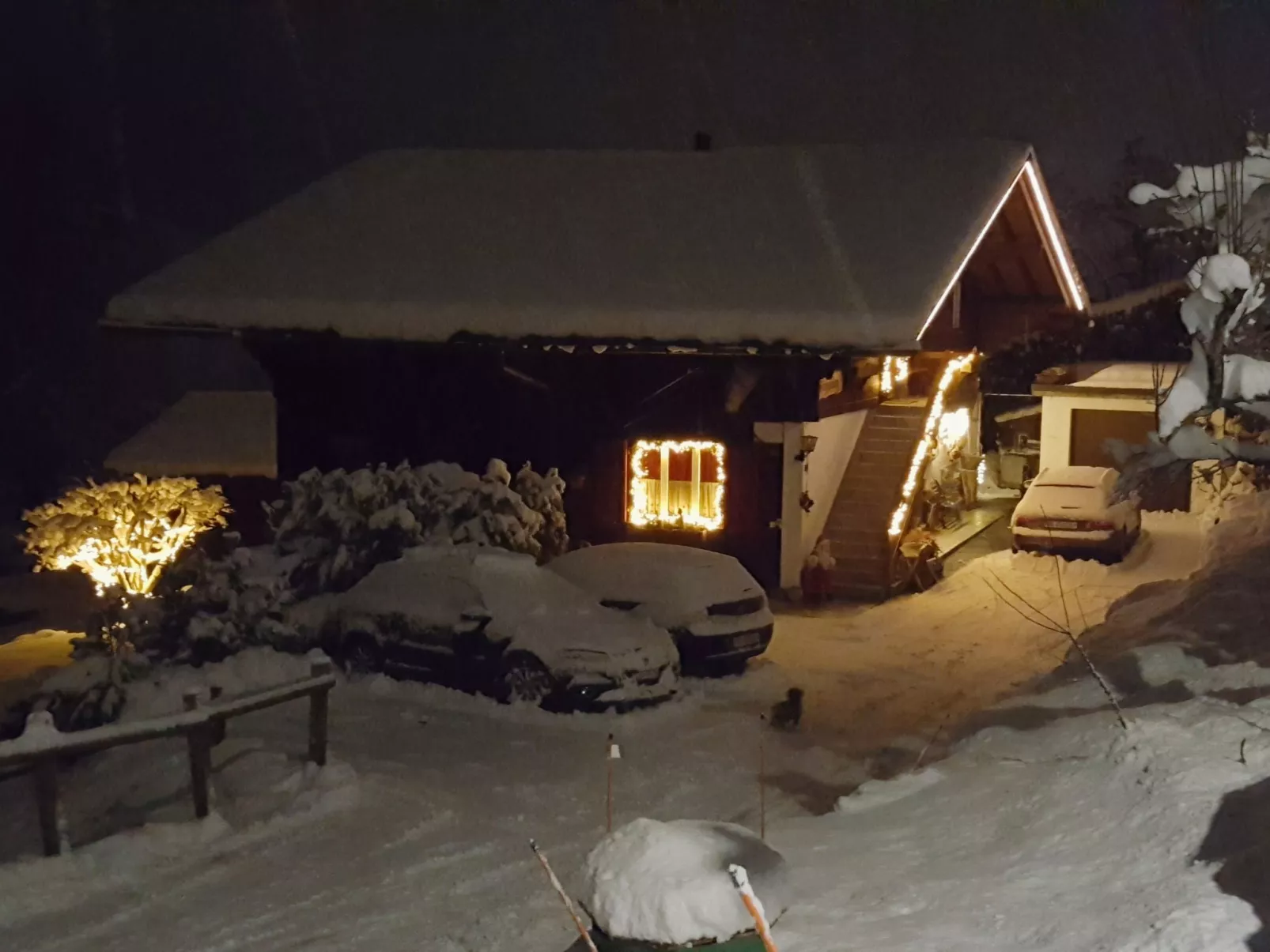 Chalet Bärgsunna-Outside