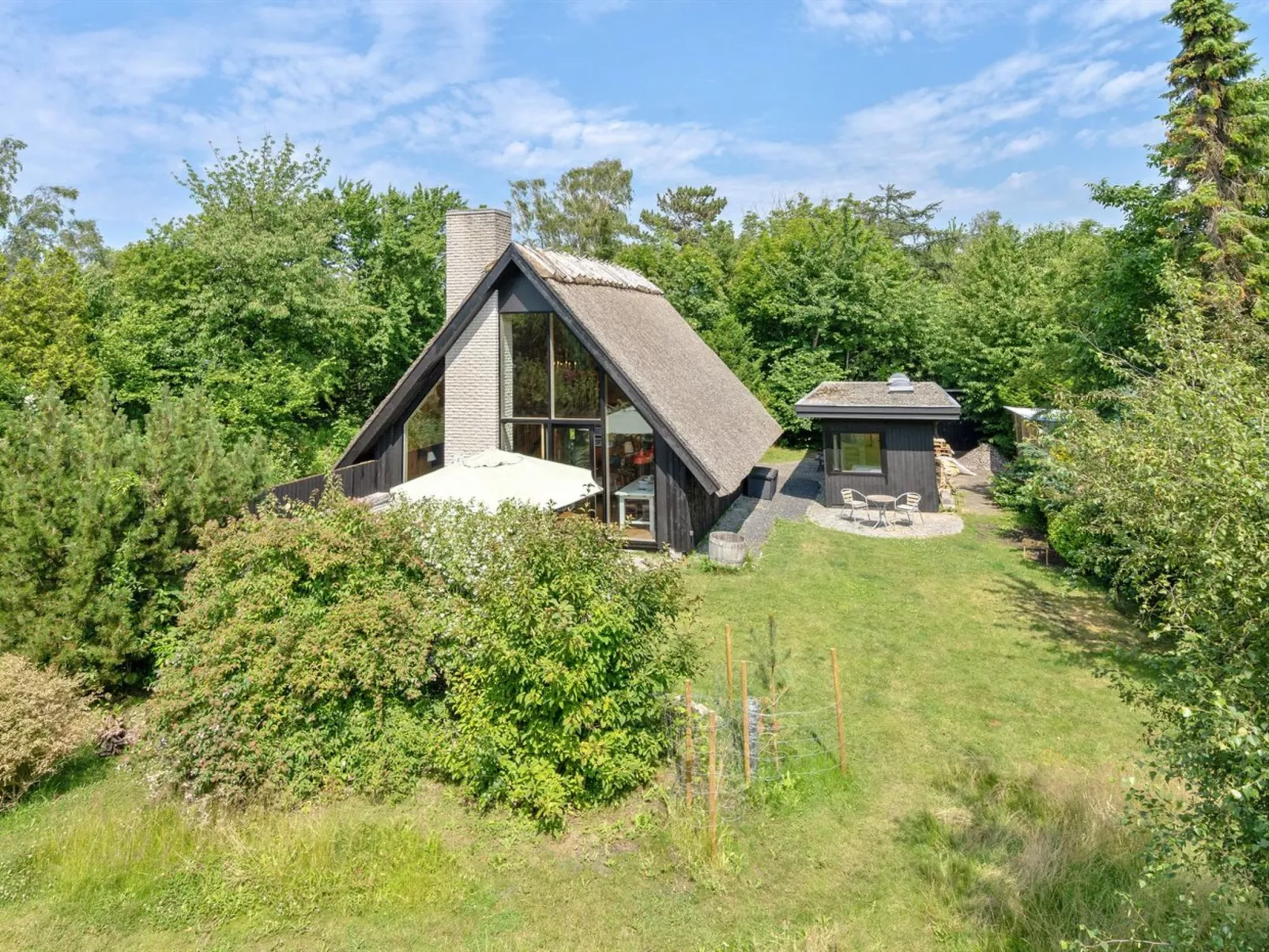 "Anssi" - 300m from the sea-Outside