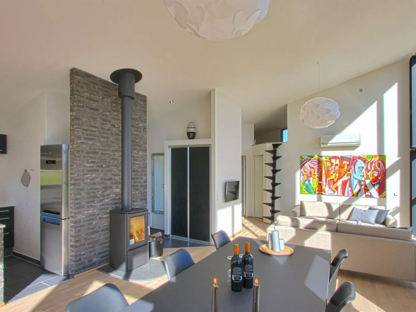 "Herdie" - 900m from the sea-Inside