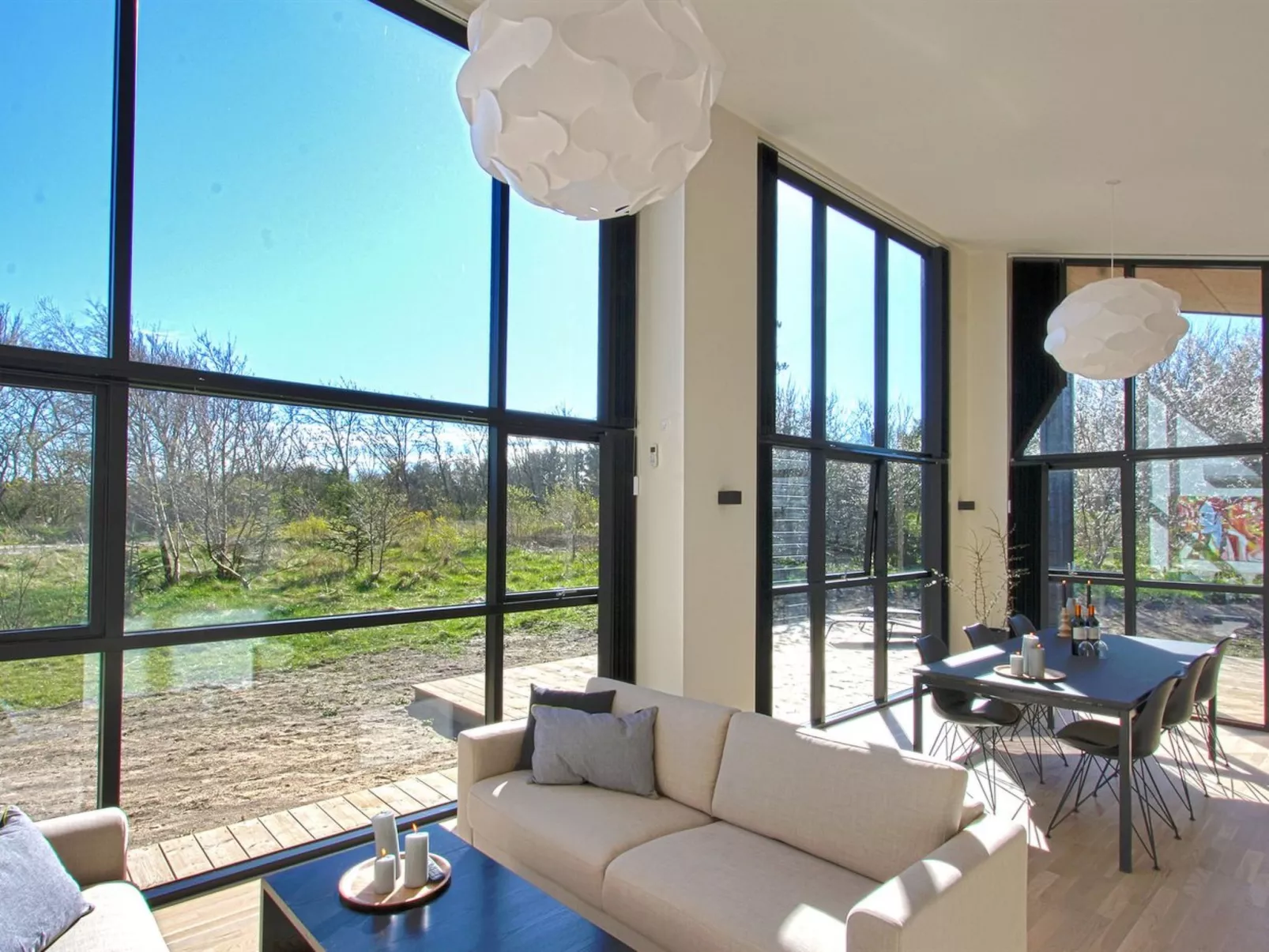 "Herdie" - 900m from the sea-Inside