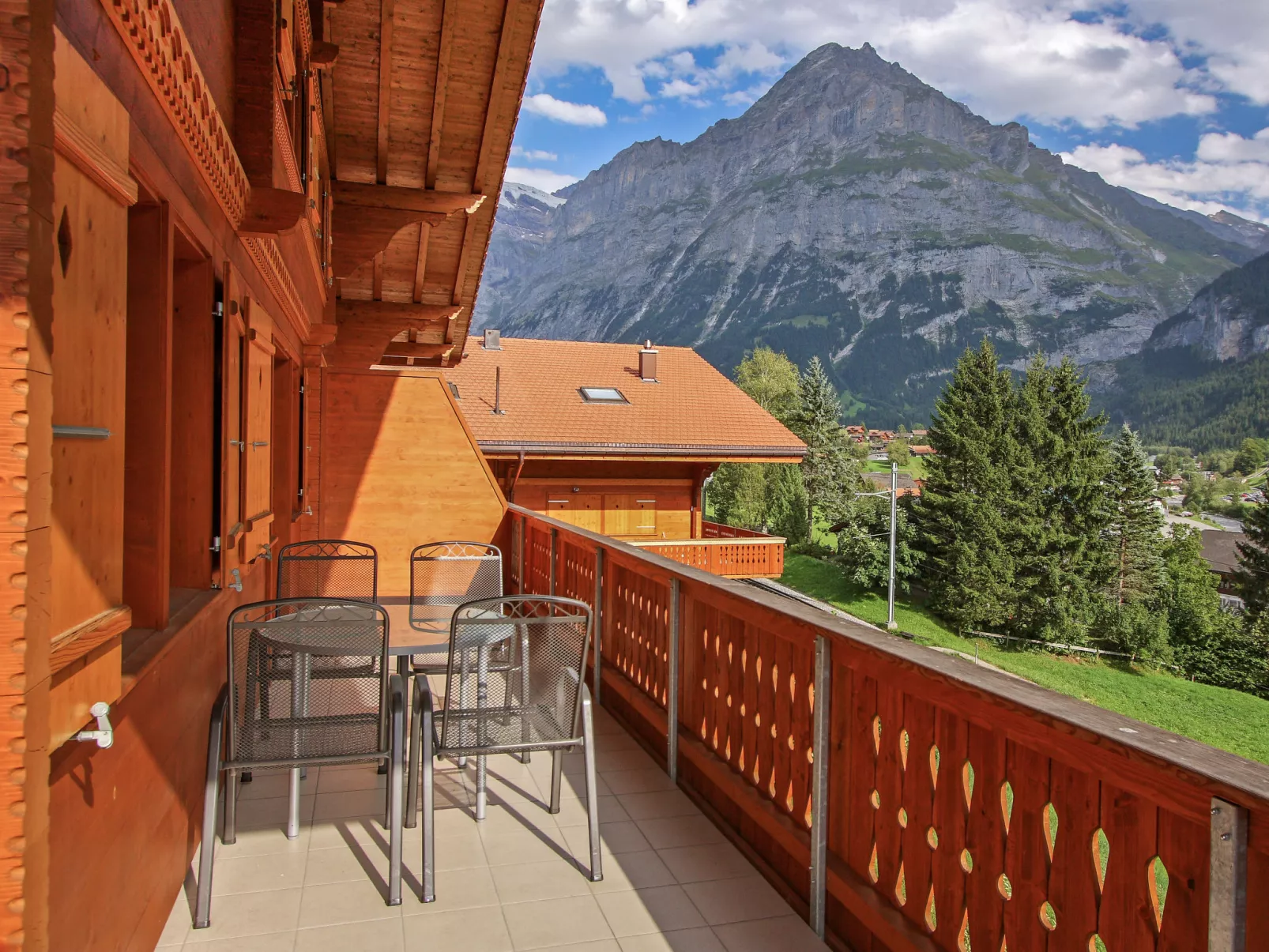 Chalet Eiger-Draußen