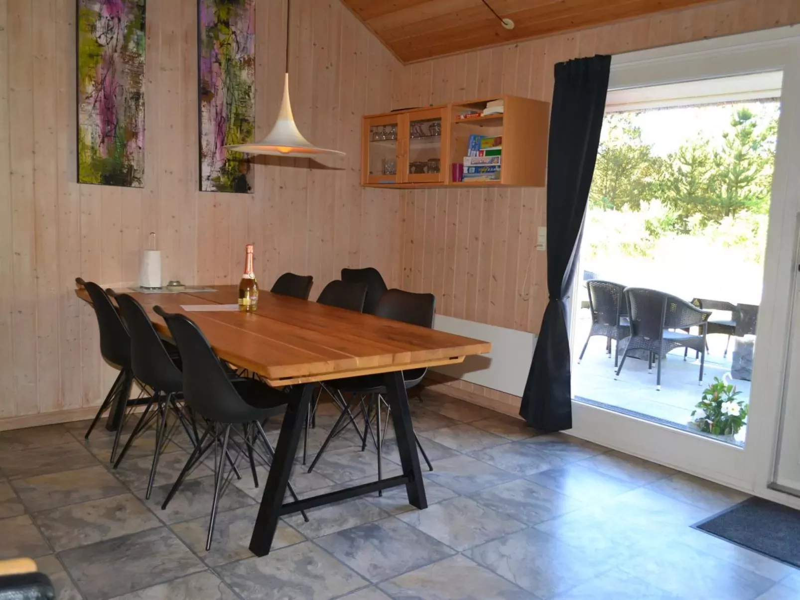 "Thordo" - 2.4km from the sea-Inside