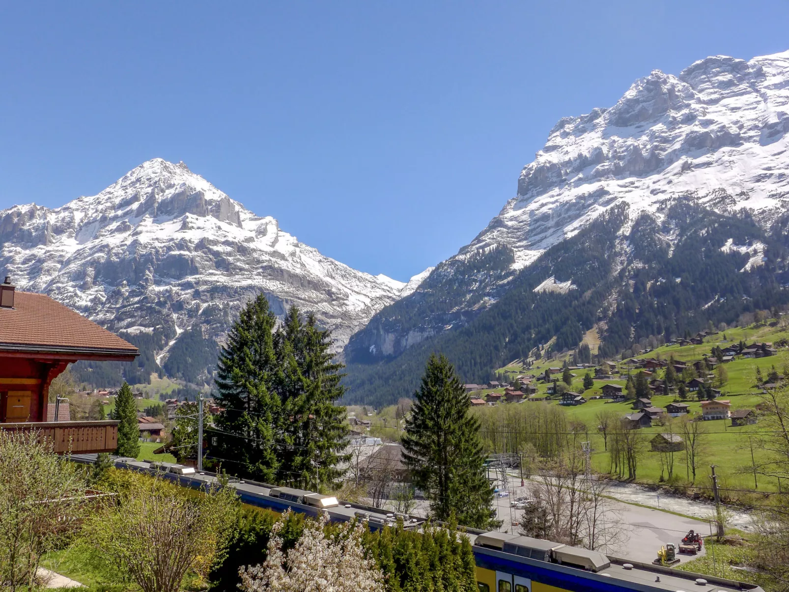 Chalet Eiger-Draußen