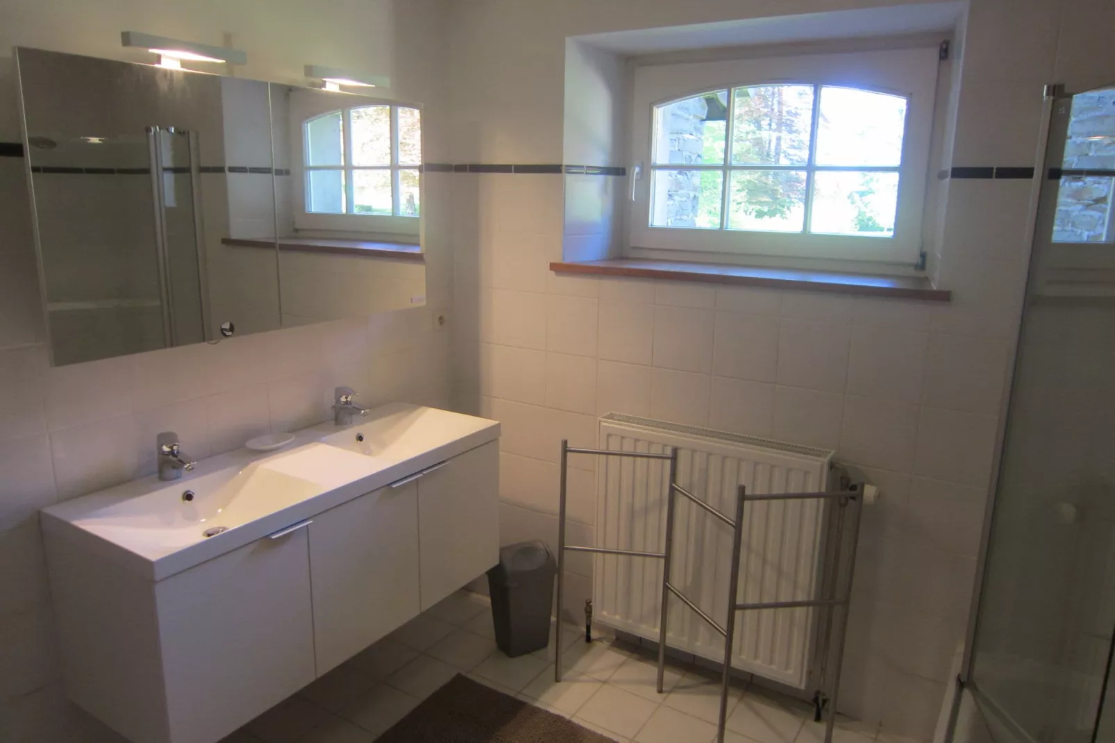 Offagne-Bathroom