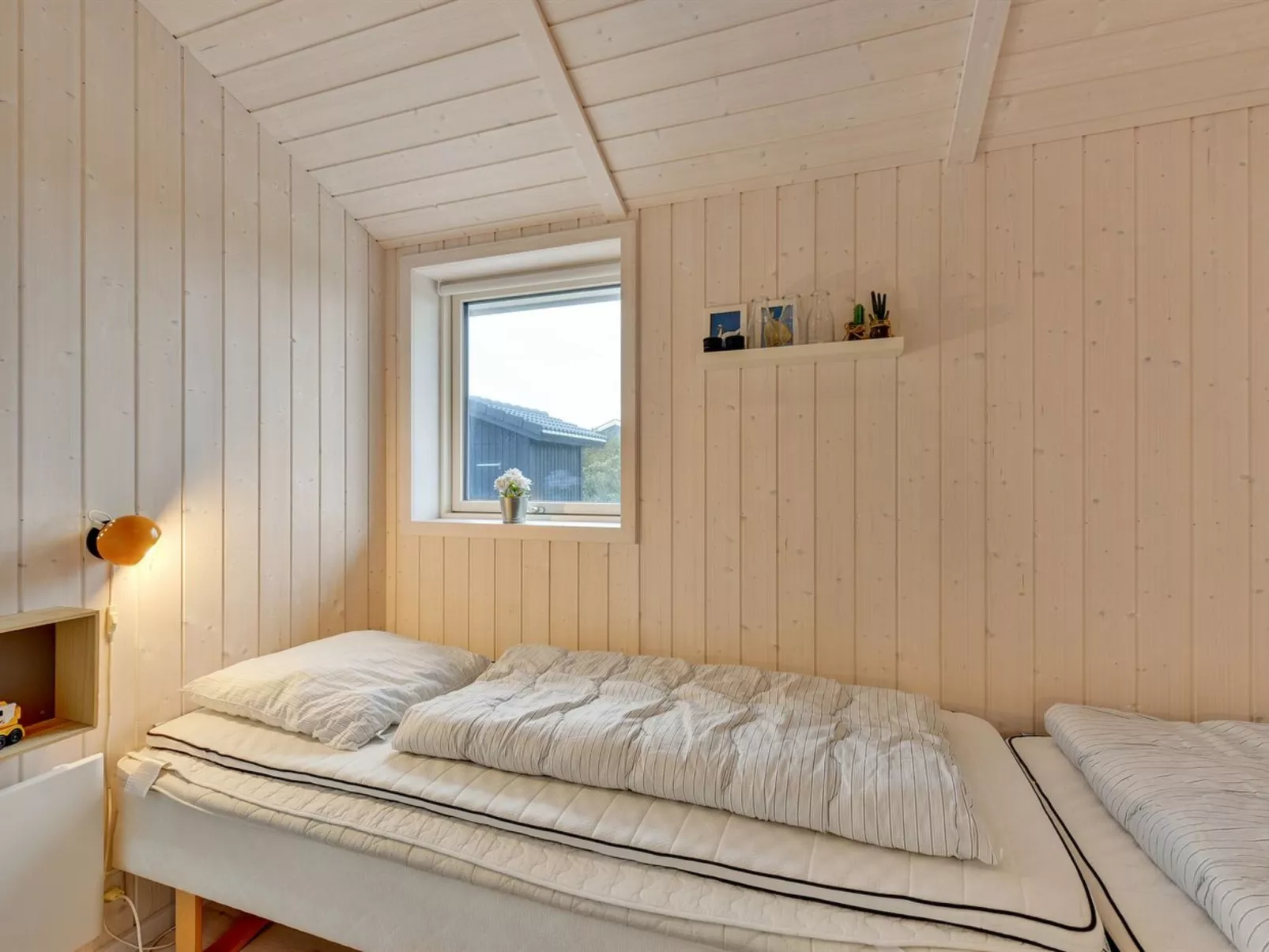 "Erza" - 500m from the sea-Inside
