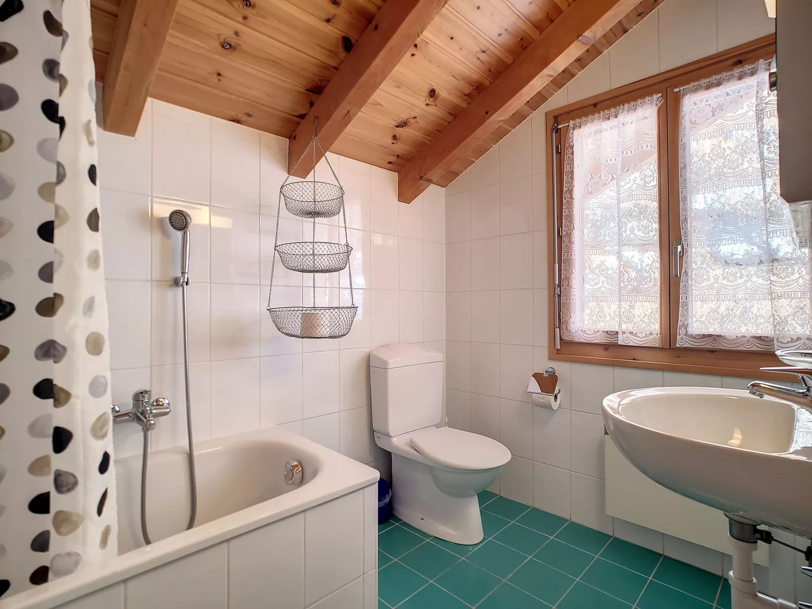 Au Bisse-Inside