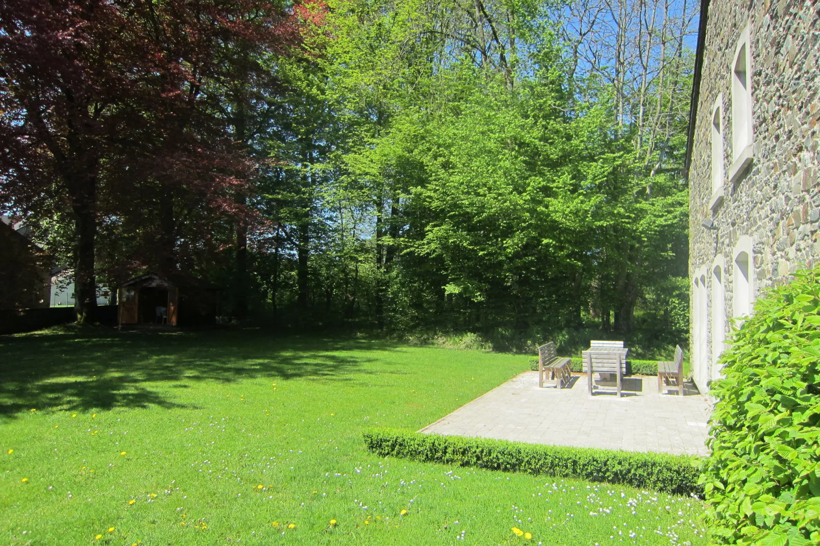 Offagne-Gardens summer
