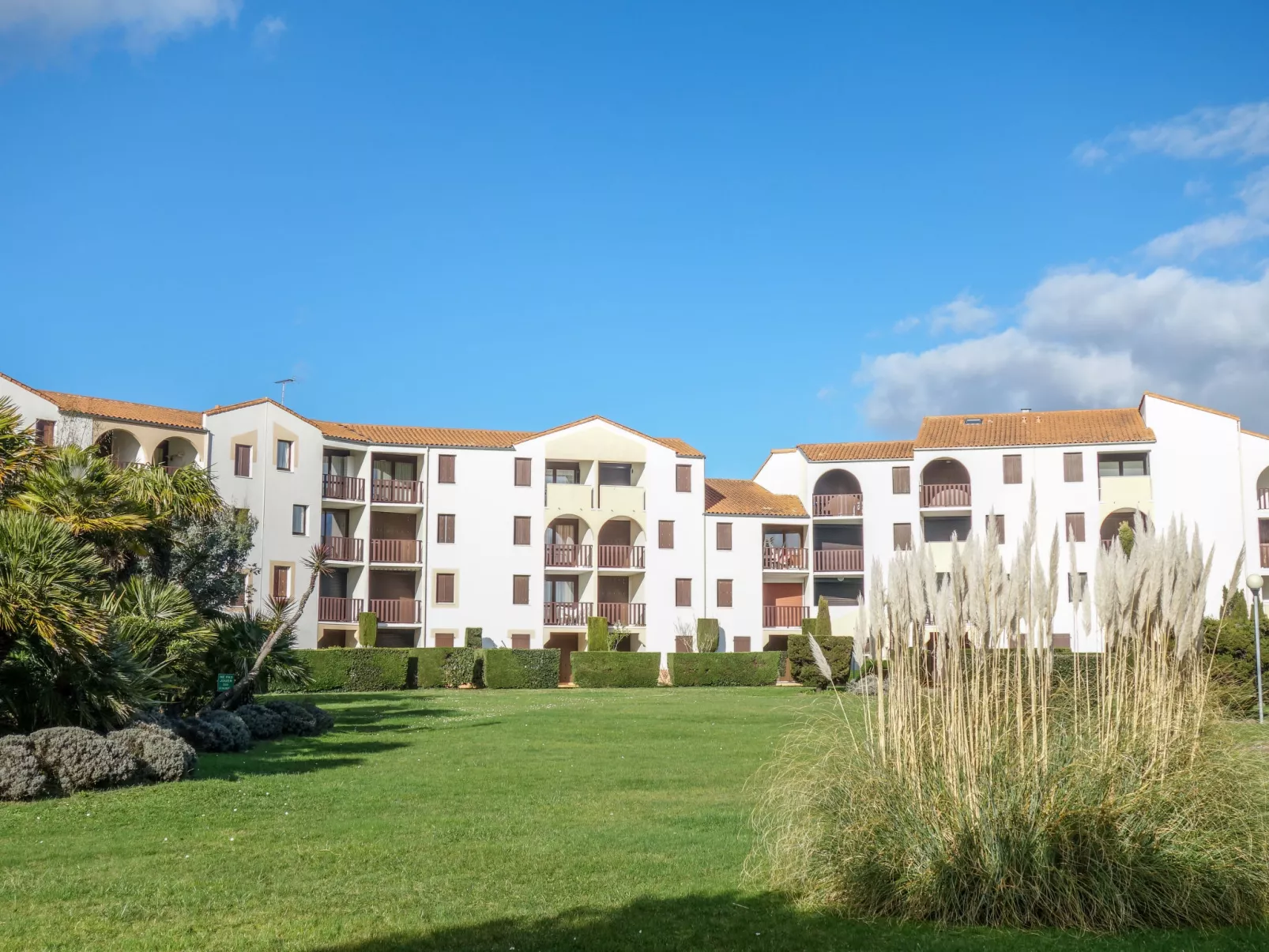 Les Balcons de l'Atlantique-Outside
