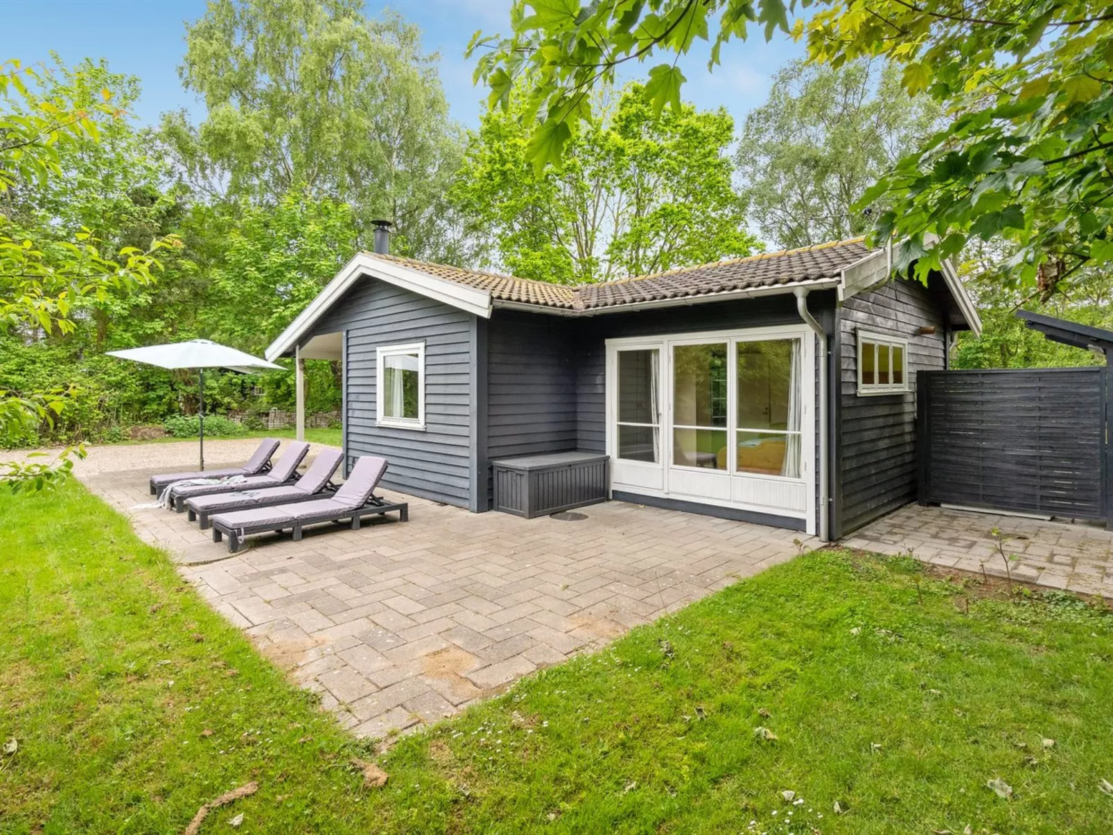 "Felisa" - 300m from the sea-Outside