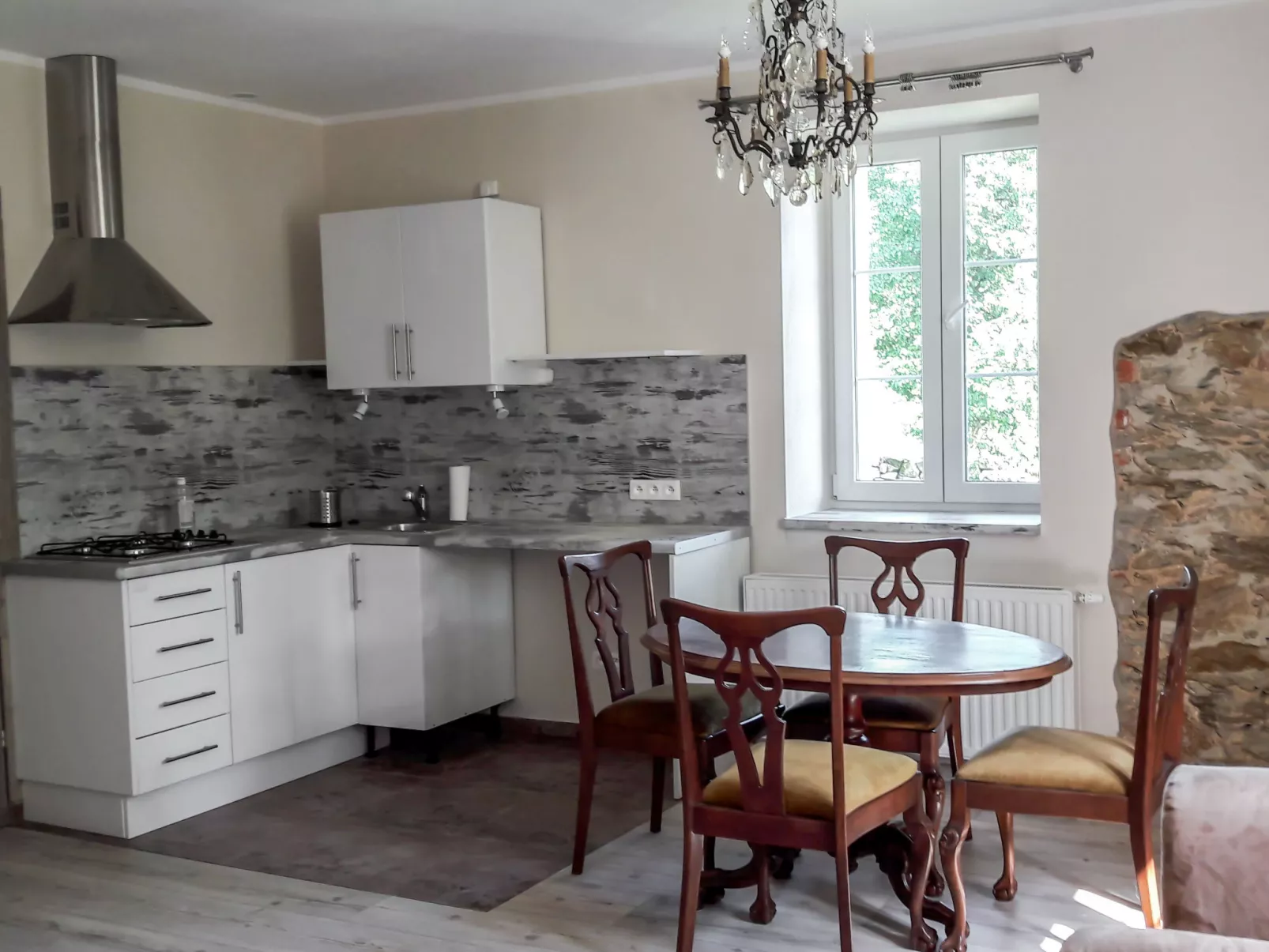 Dom na Skraju-Drinnen