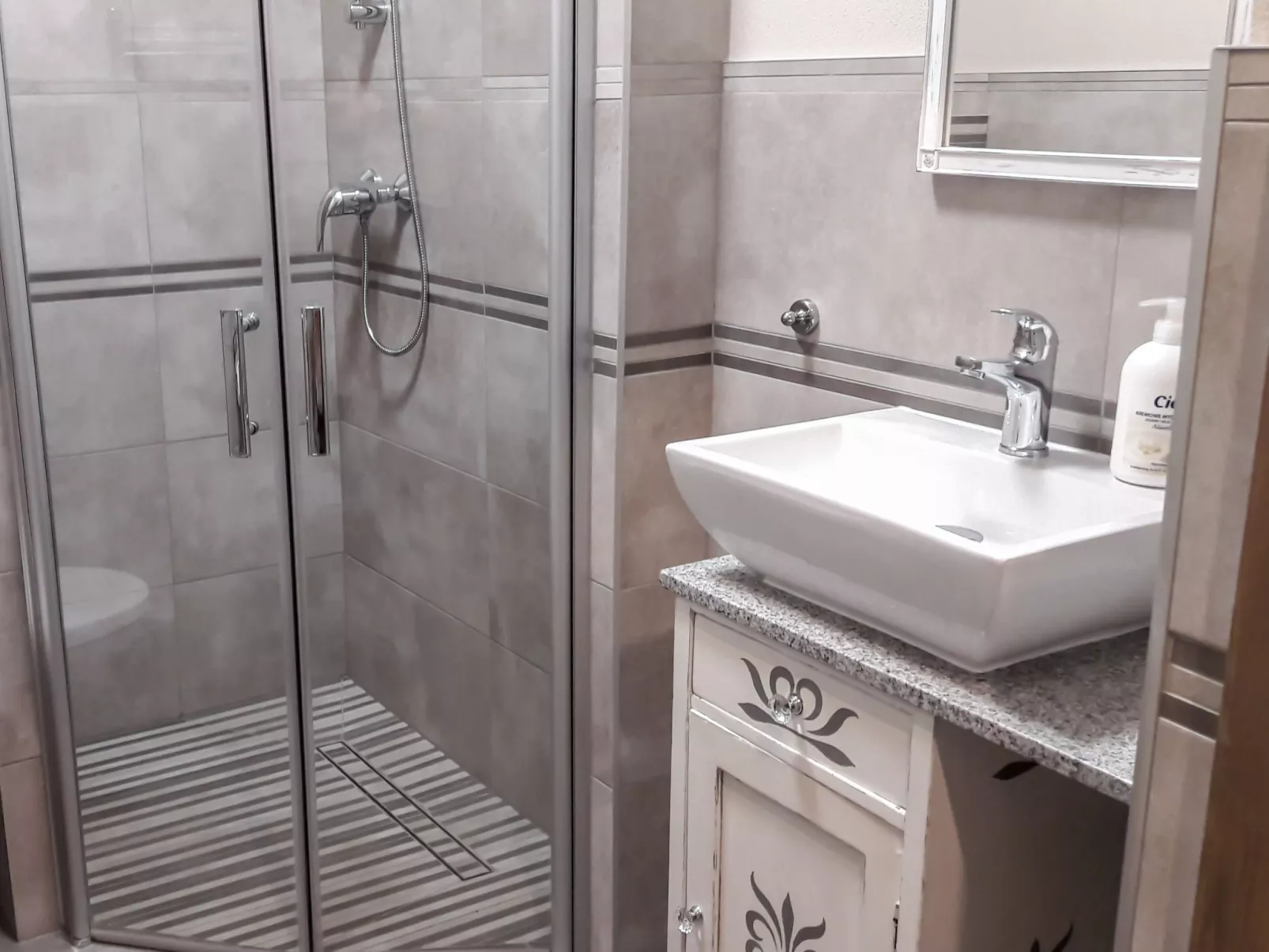 Dom na Skraju-Drinnen