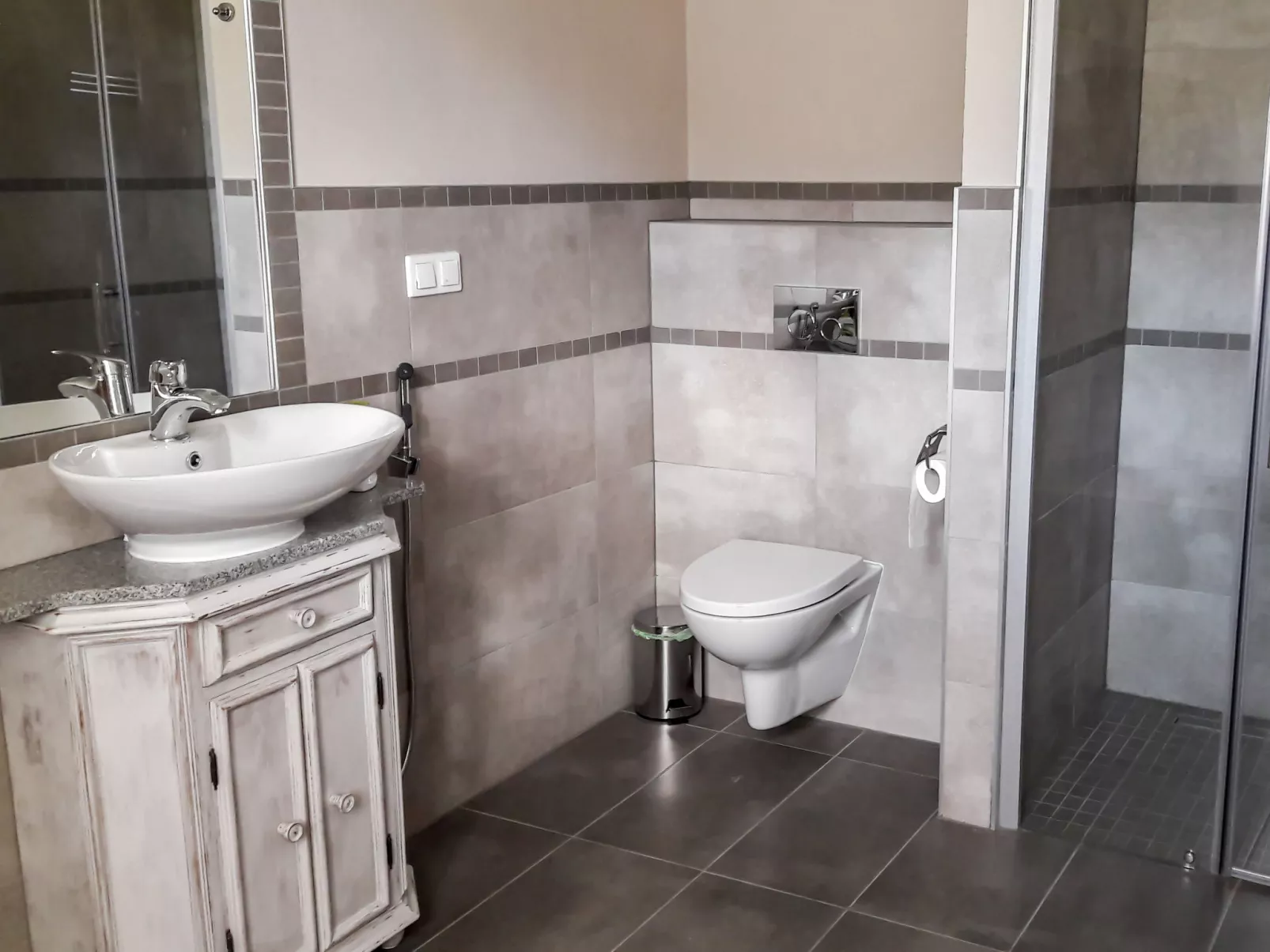 Dom na Skraju-Drinnen