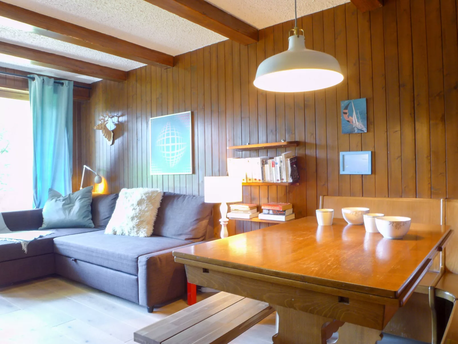 Entremont 60-Inside