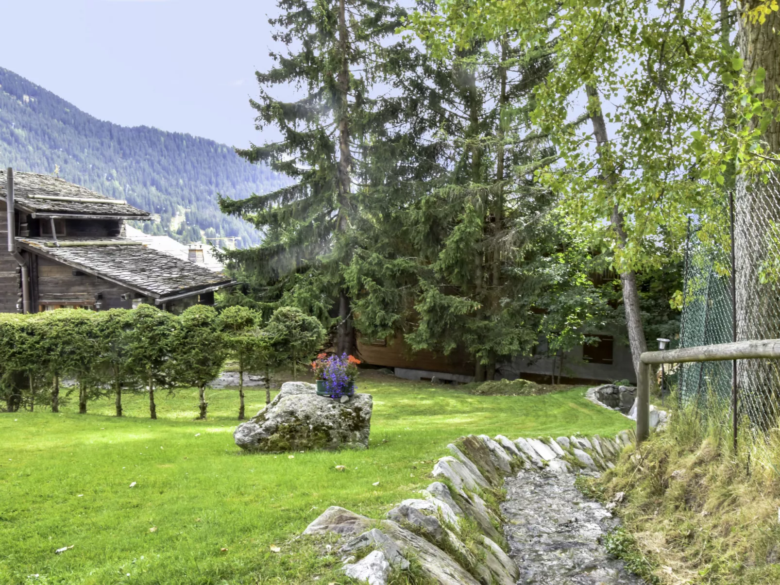 Entremont 60-Outside