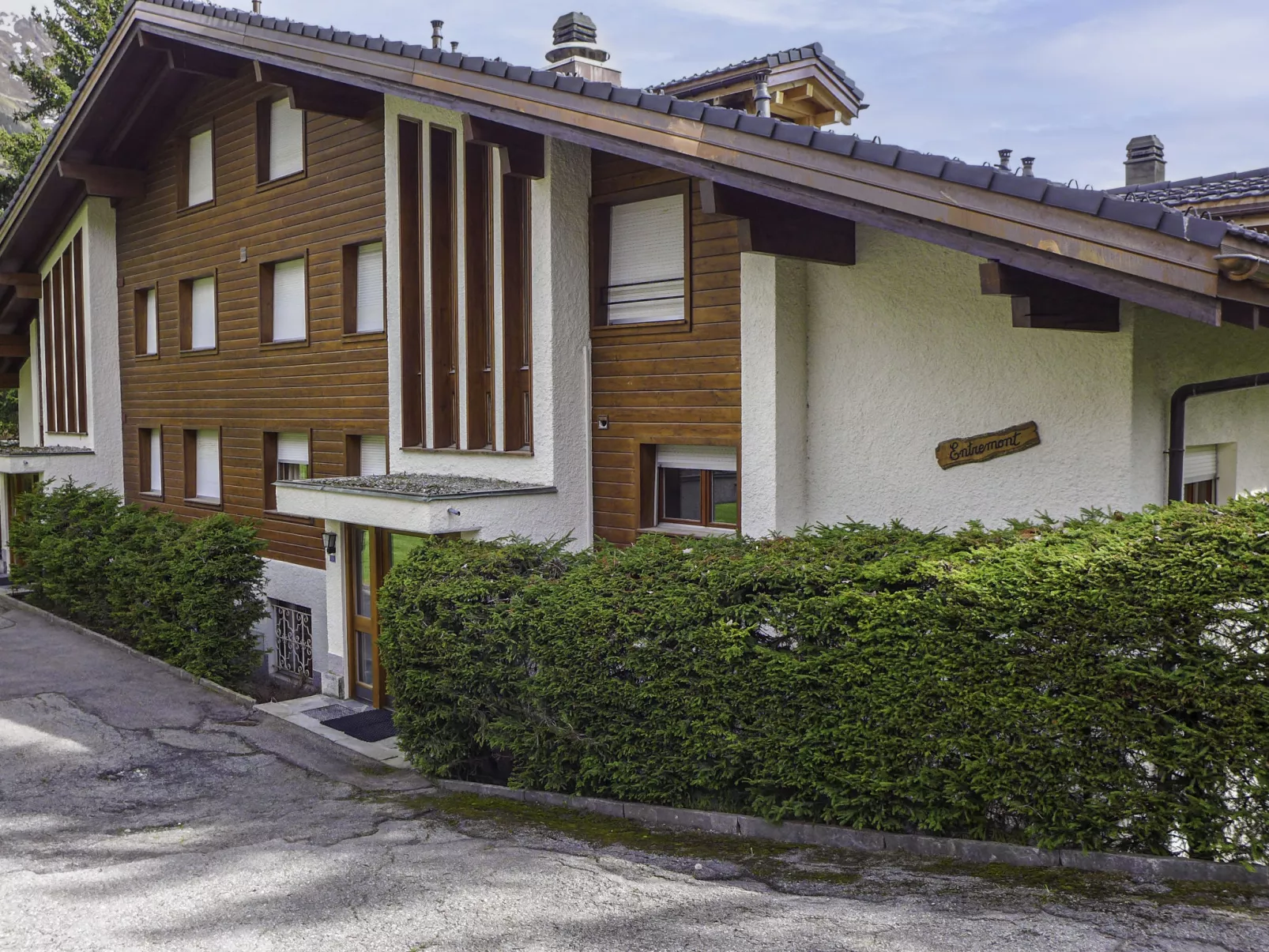 Entremont 60-Outside