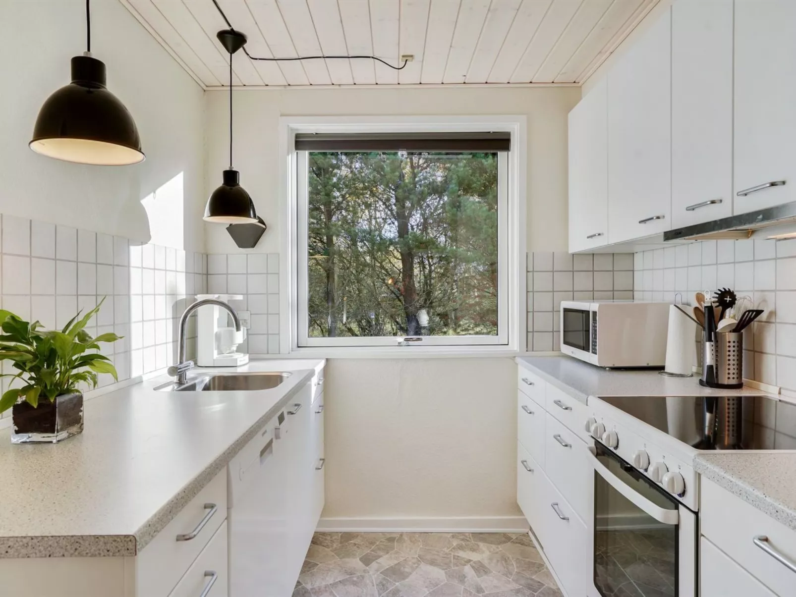 "Sigwid" - 2.7km from the sea-Inside