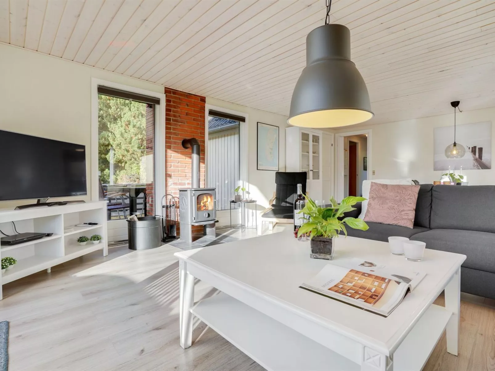 "Sigwid" - 2.7km from the sea-Outside