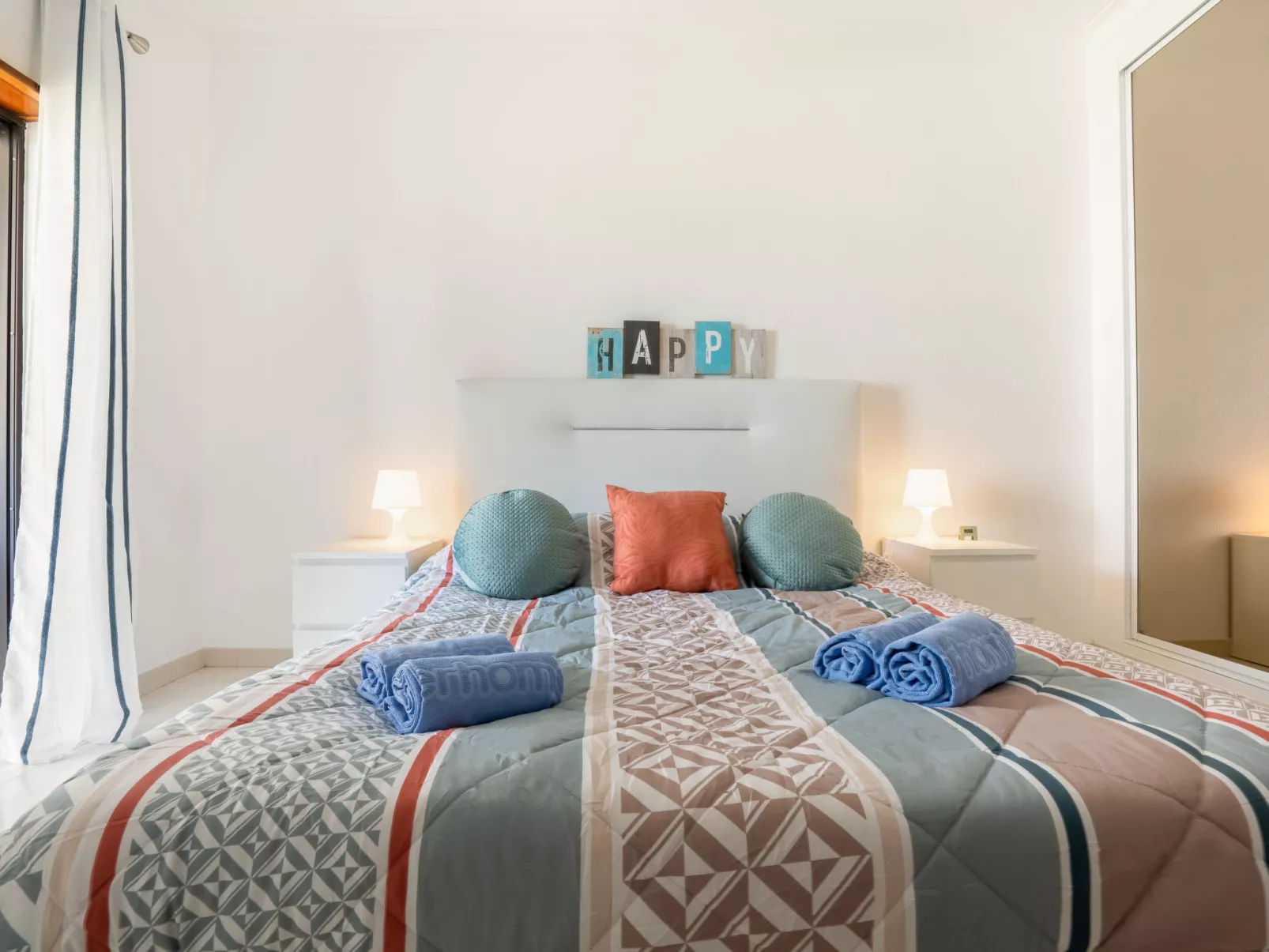 Algarve Treasure-Inside