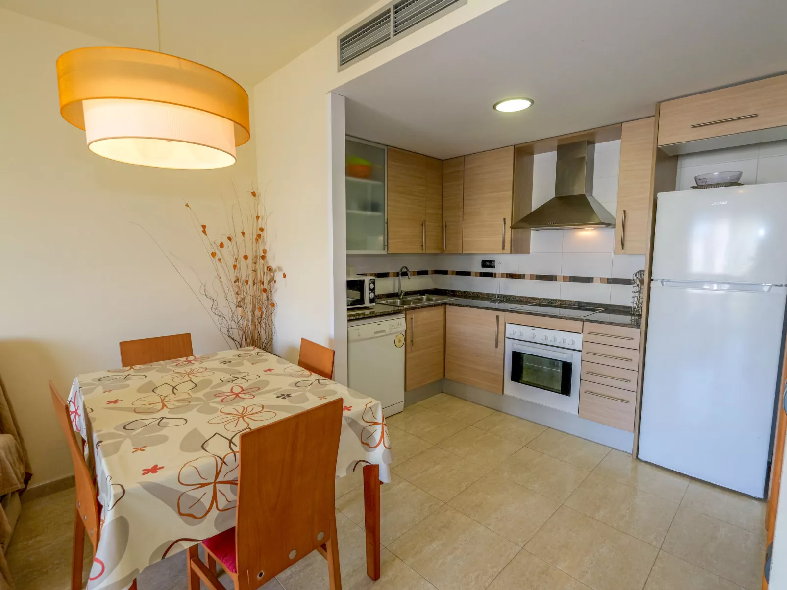 Apartamentos Golden Beach-Inside