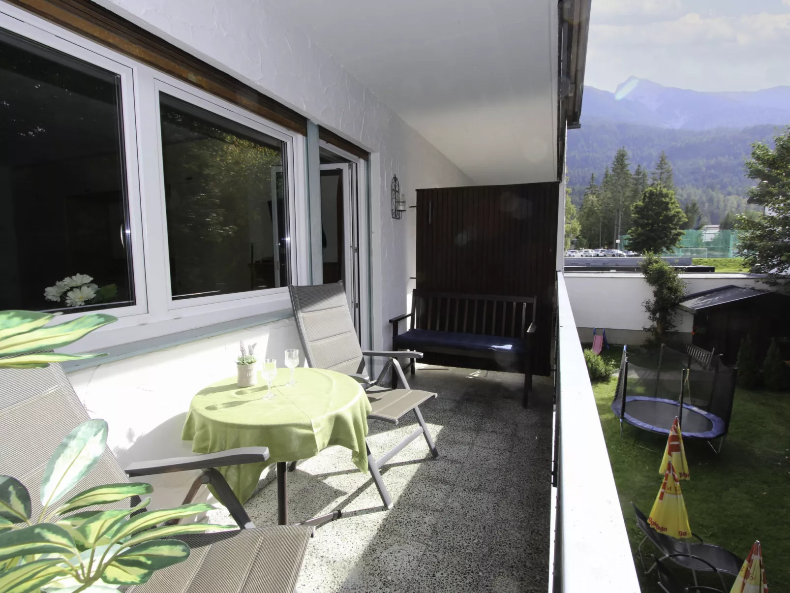 Am Birkenhain-Outside