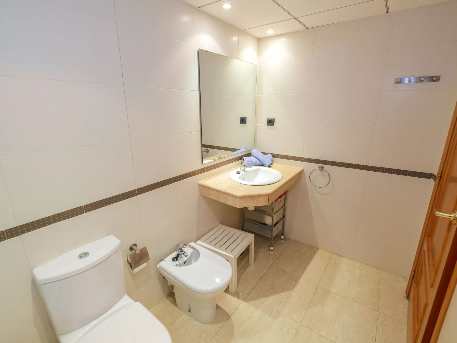 Apartamentos Golden Beach-Inside