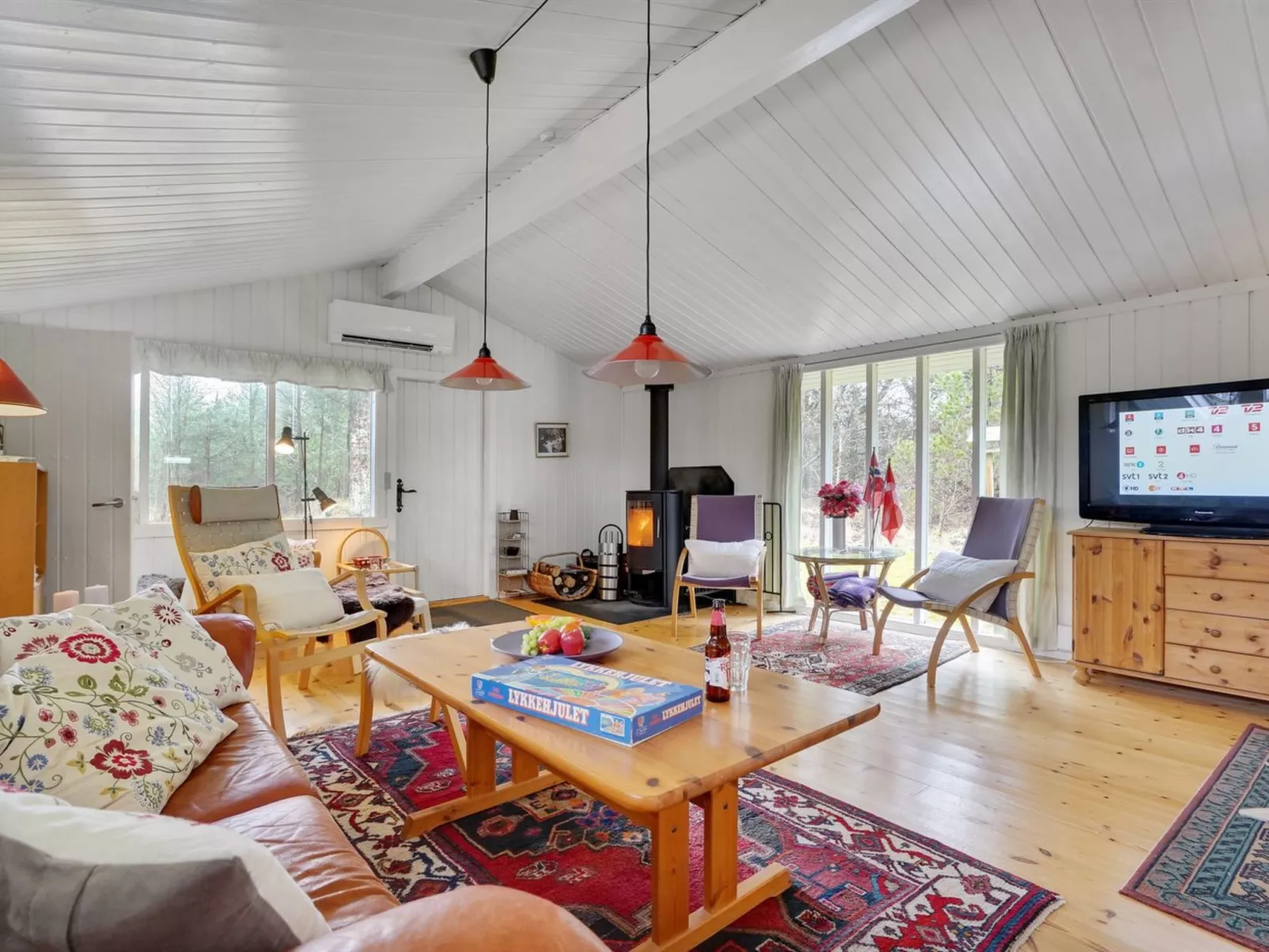 "Soley" - 1km from the sea-Inside