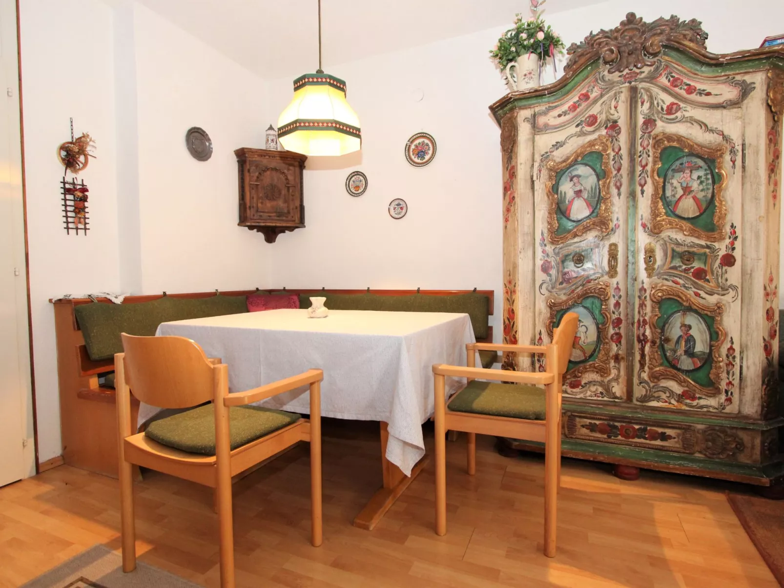 Am Birkenhain-Inside