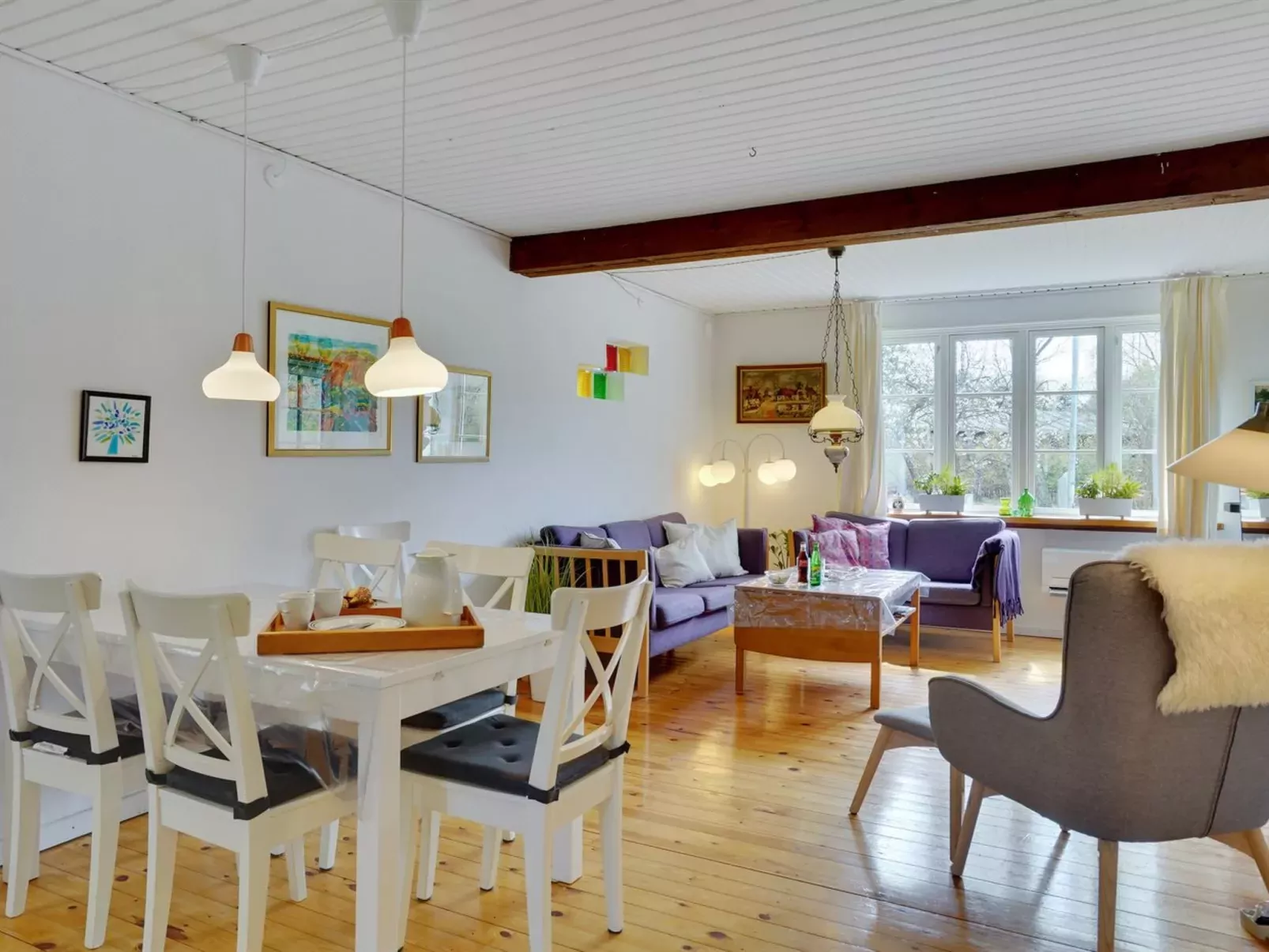 "Therman" - 1.5km from the sea-Inside