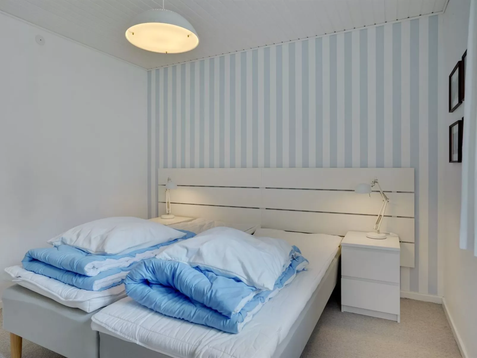 "Therman" - 1.5km from the sea-Inside