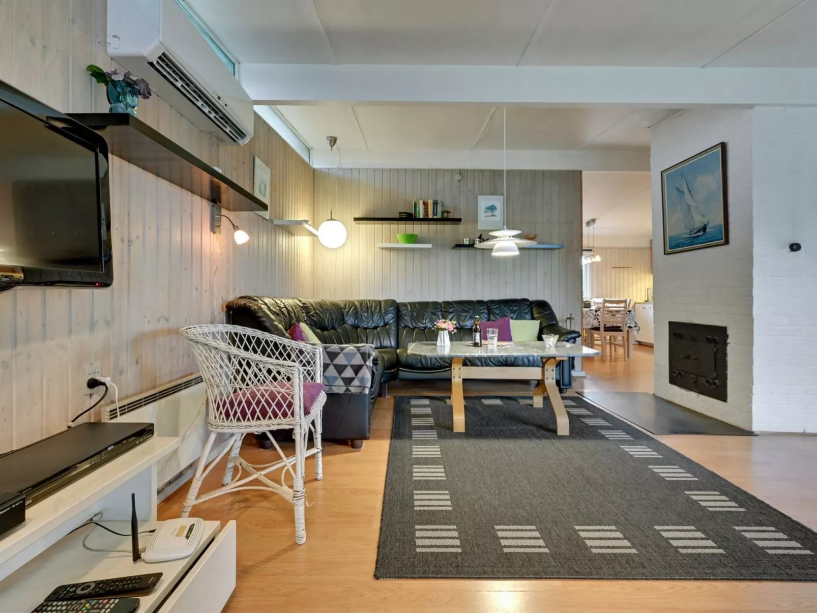 "Yorik" - 800m from the sea-Inside
